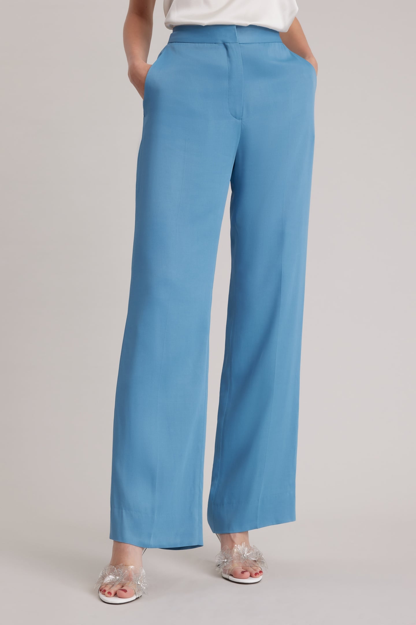 LORIA ICY BLUE 1