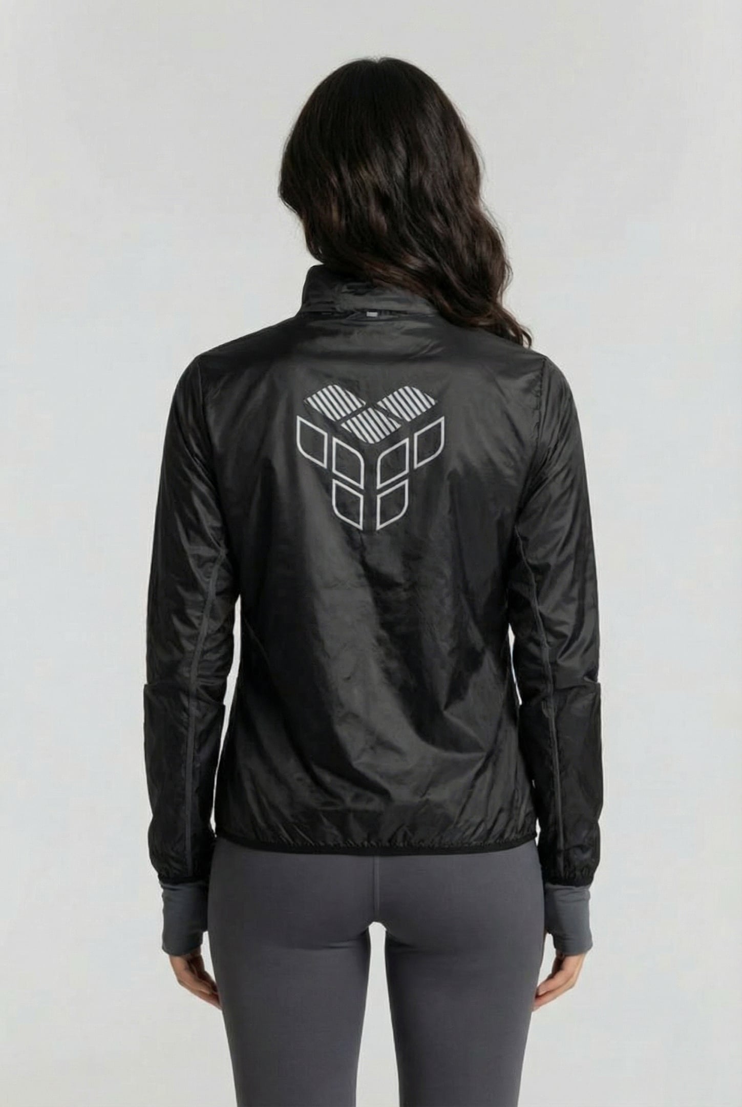 W WINDBREAKER BLACK-SILVER 2