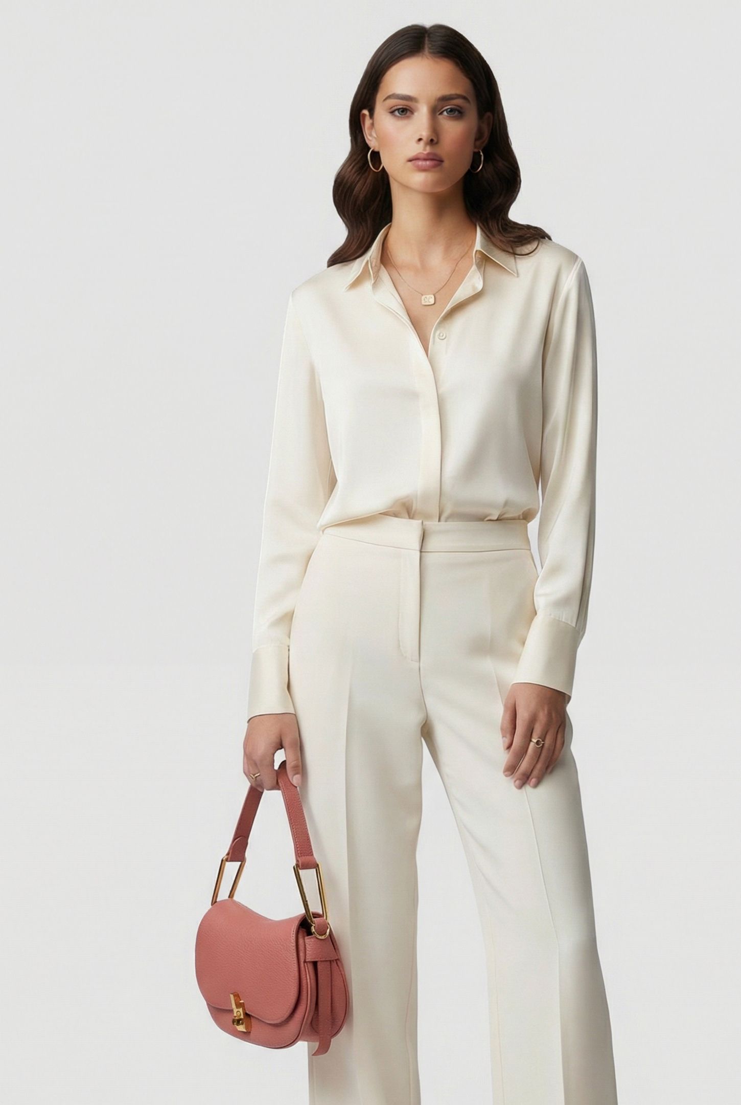 SMALL SHOULDER BAG IN LEATHER 1
