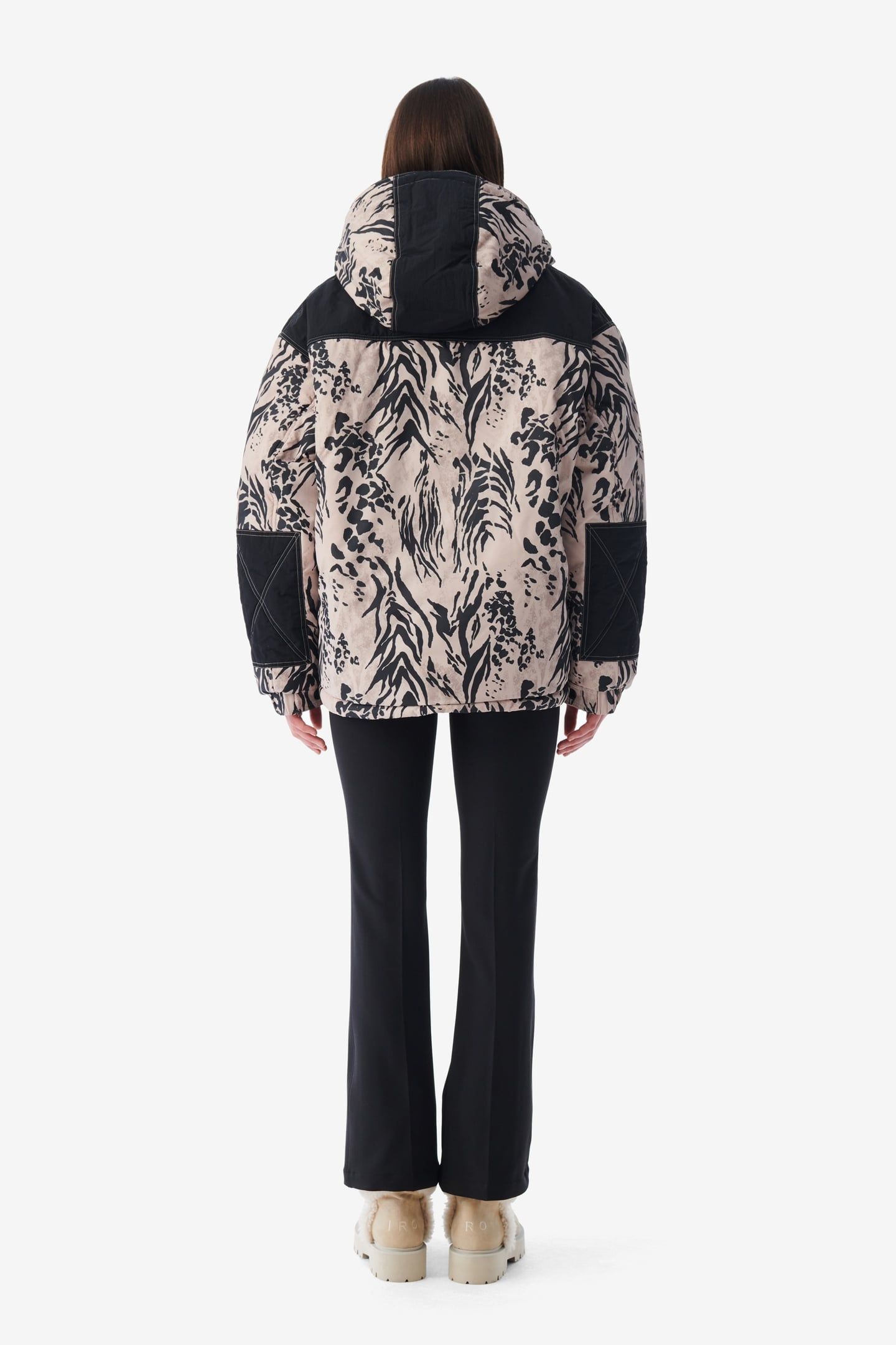 IQUCW23703 OUTERWEAR IVORY 3