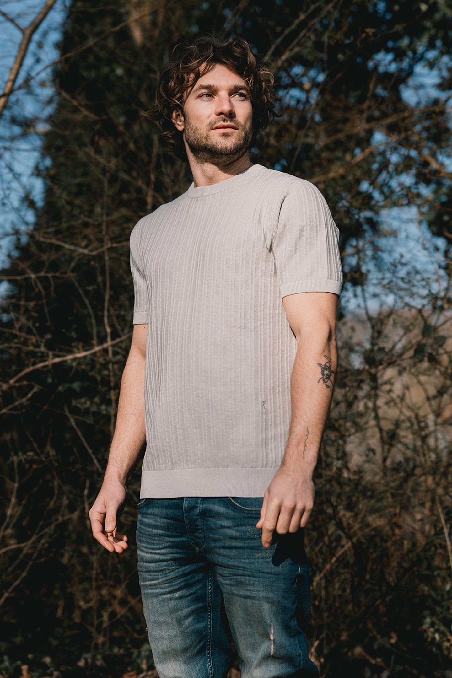TS VERTICAL METAL 1