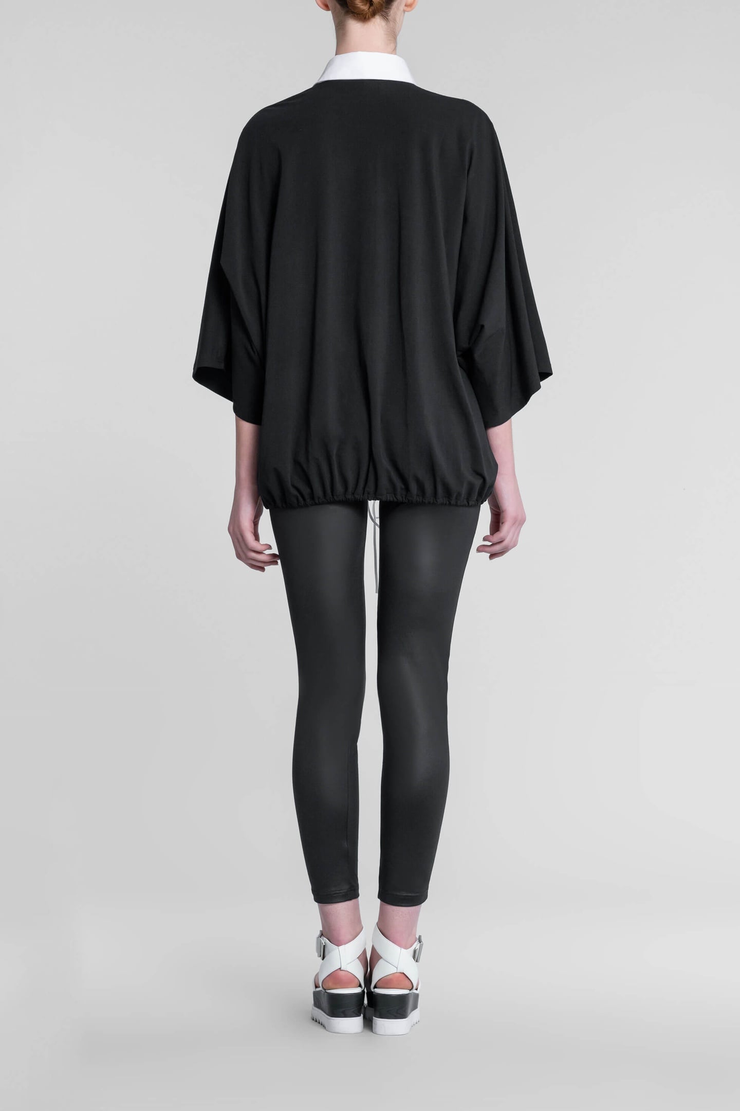UVEA BLACK 2
