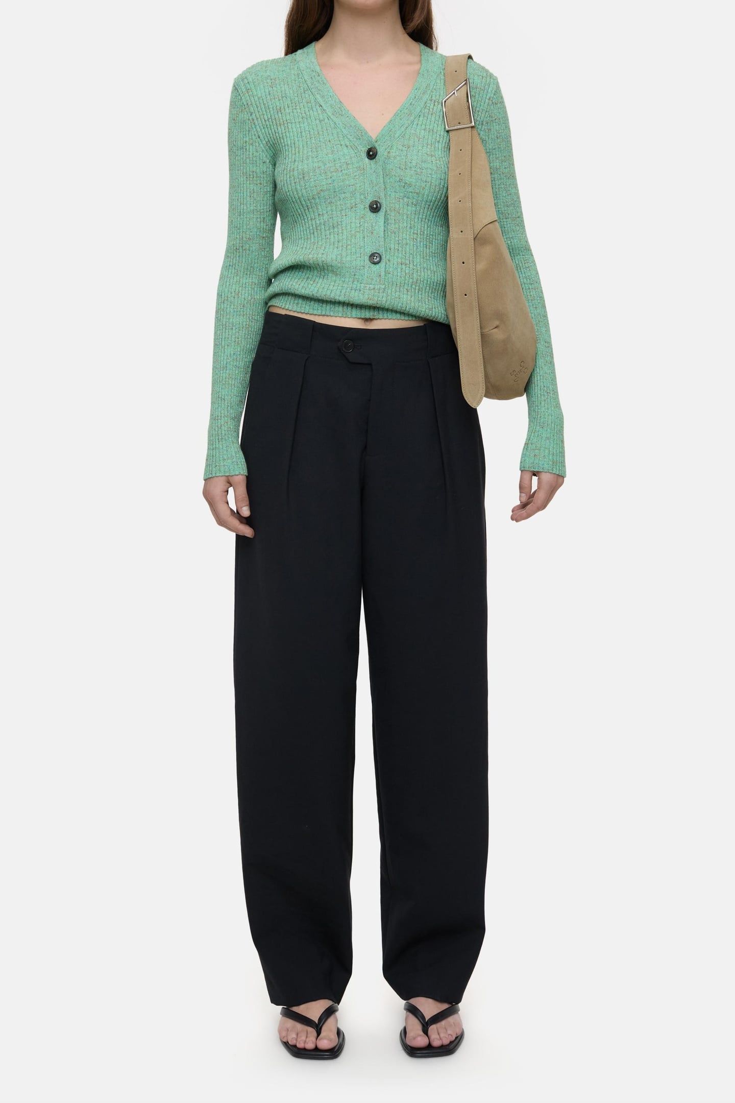 V NECK HENLEY KNITS GREEN KICK 1