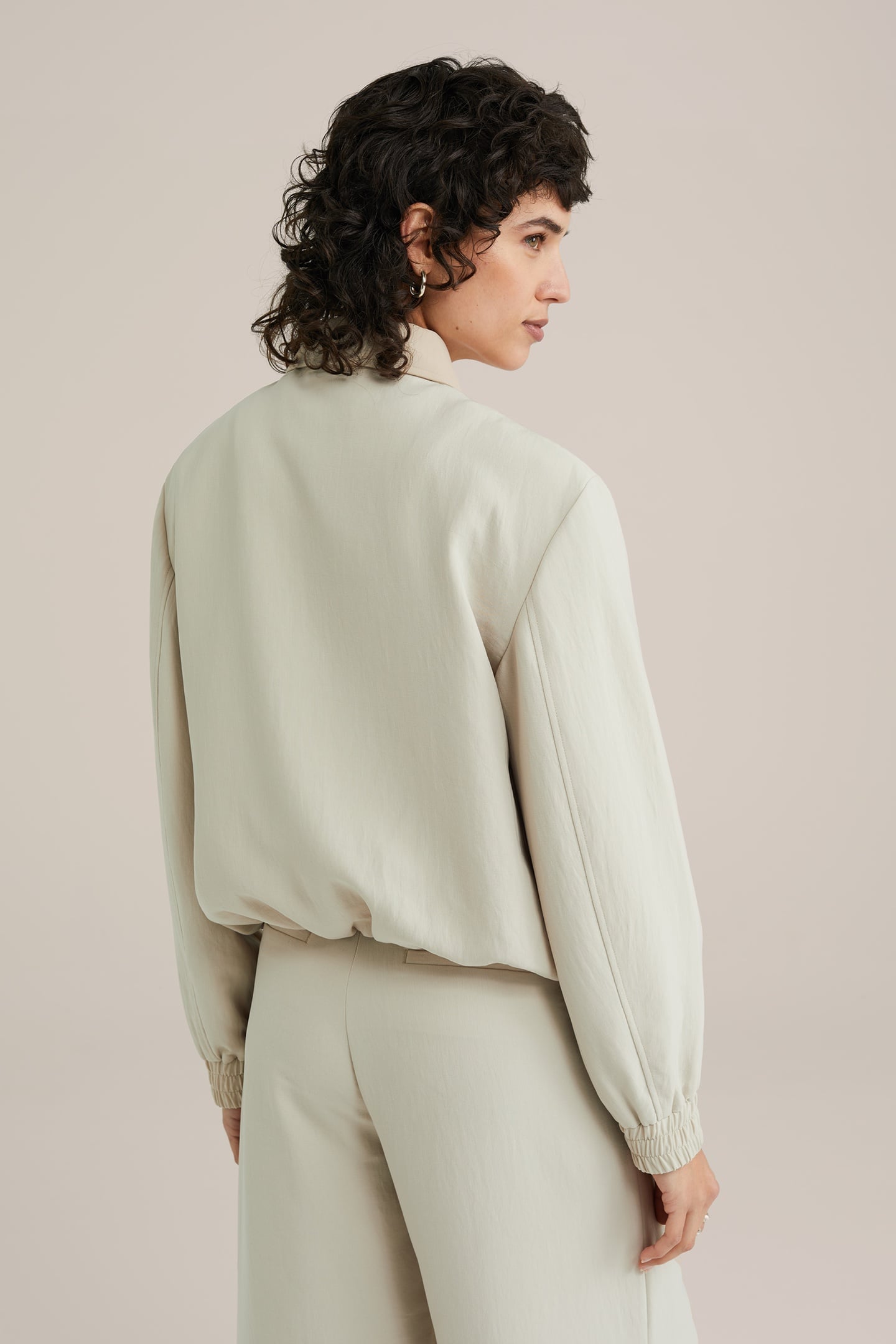 BOMBER BEIGE 4