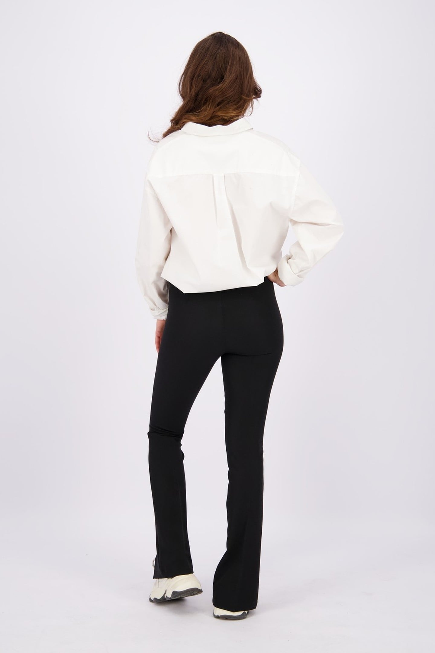 TUMBA REAL WHITE 2