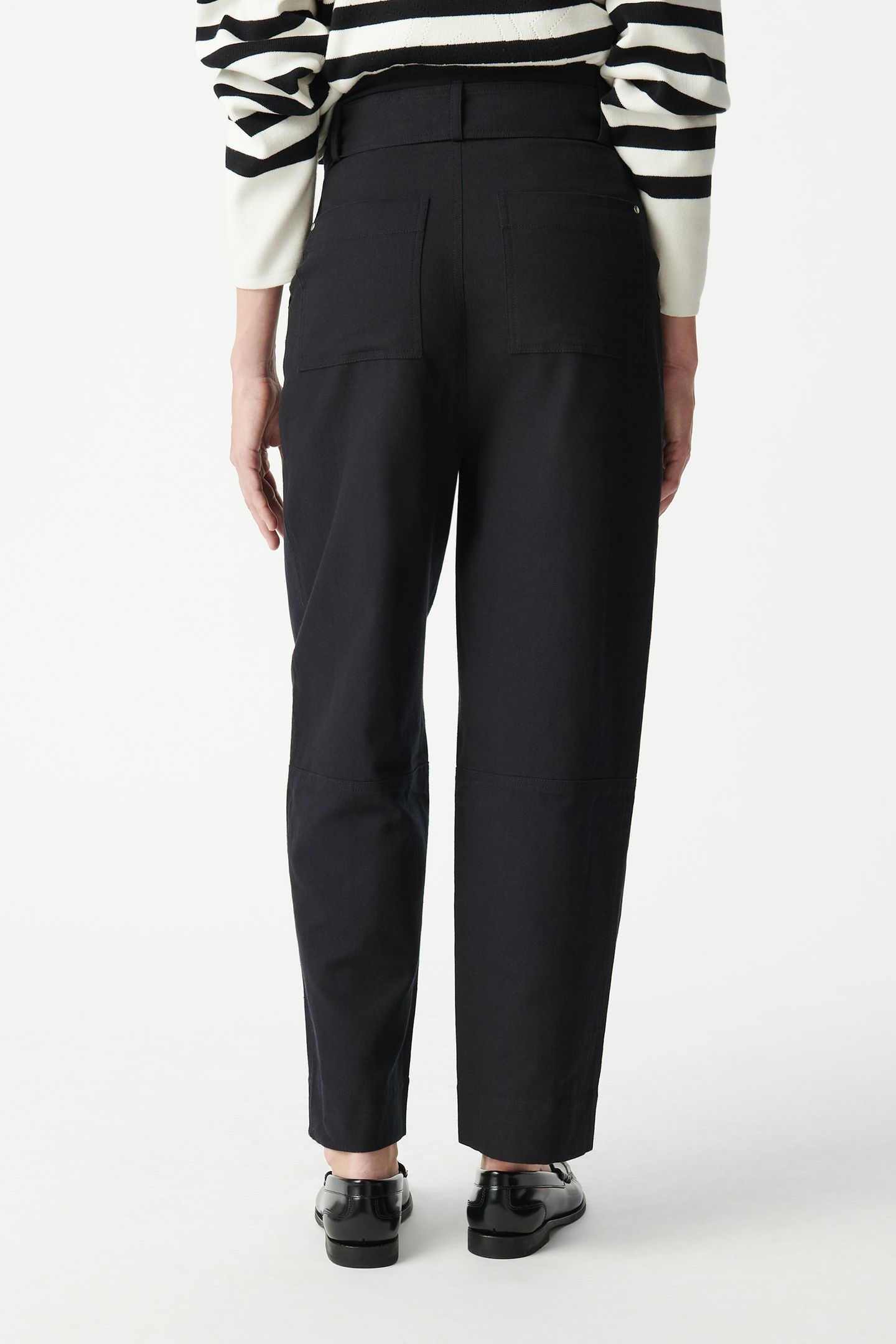 WIDE BLACK PAPERBAG JEANS WITH EVE STUD DECORATION 3