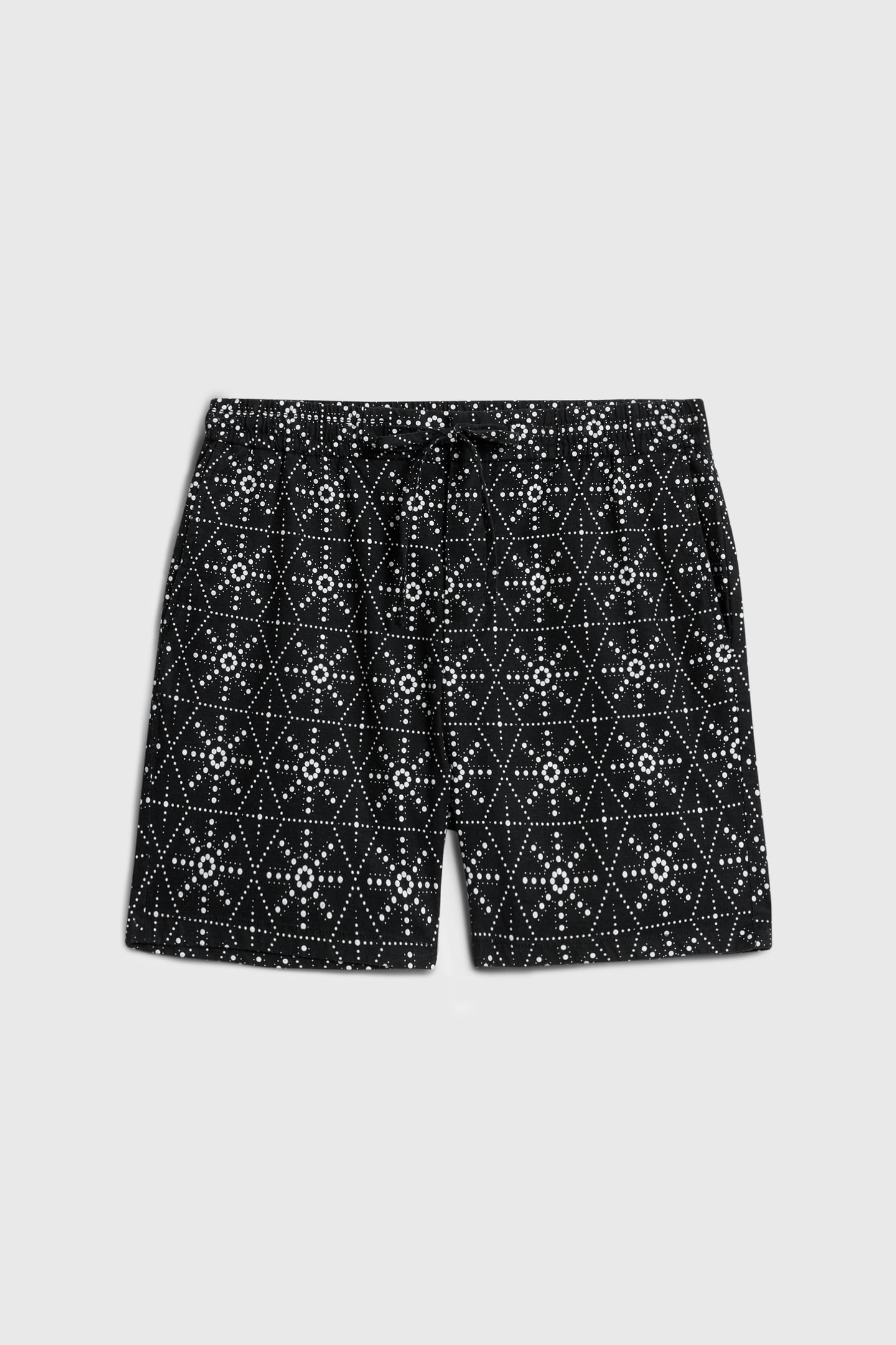 DARYL DRAW STRING SHORTS WITH BACK WELT BLACK 2