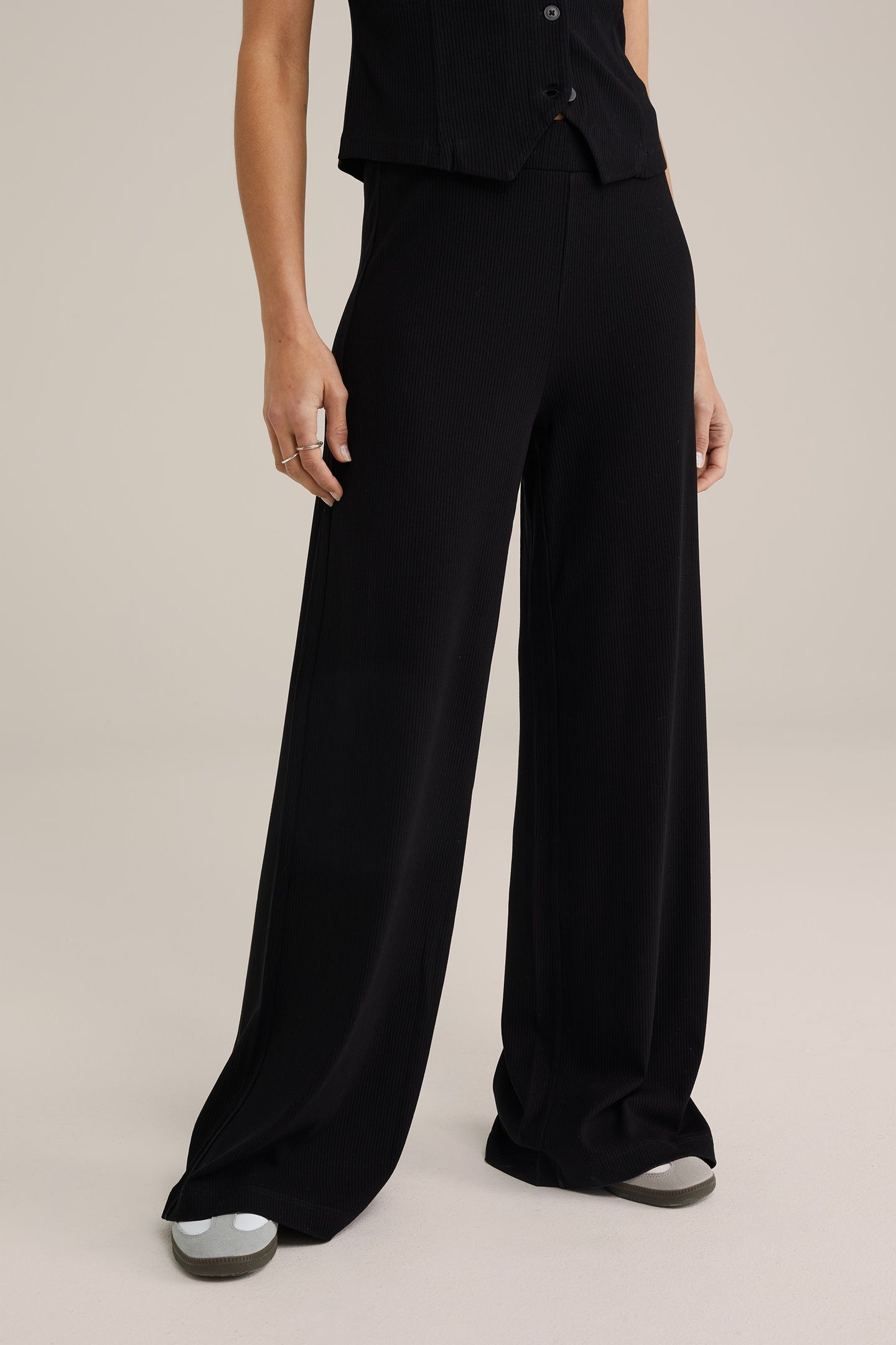 TROUSER BLACK 3