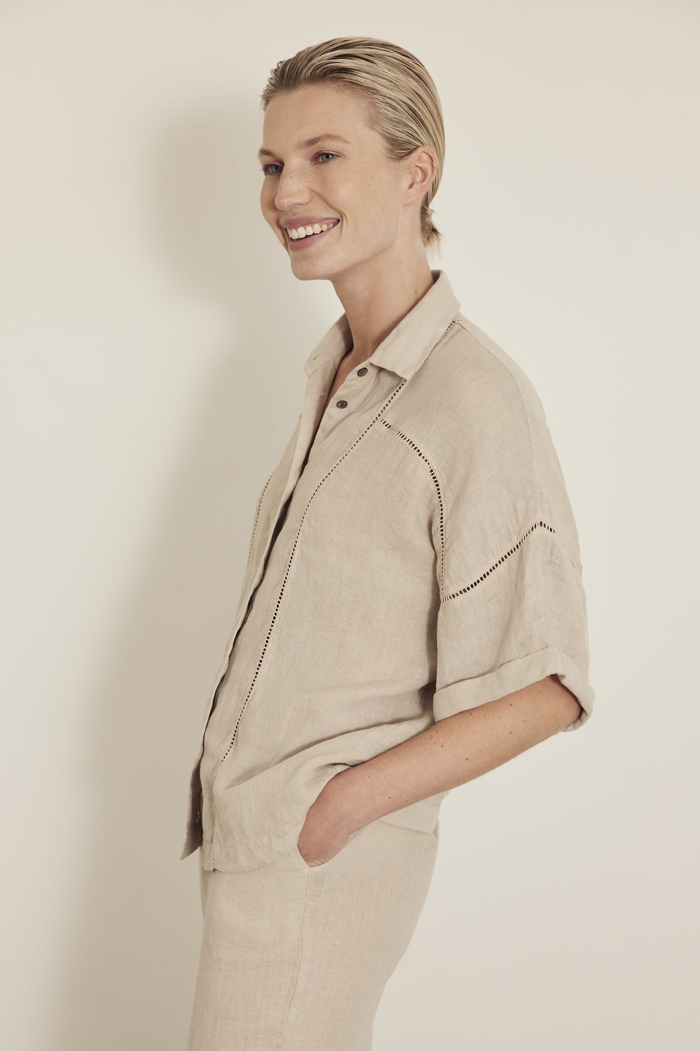 KATE BLOUSE SAND 6