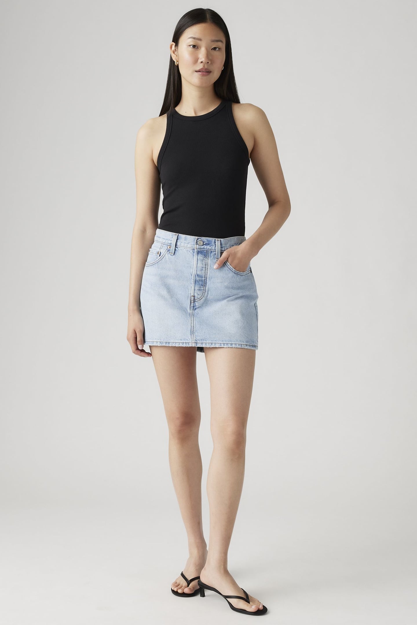 ICON SKIRT FRONT AND CENTER 3