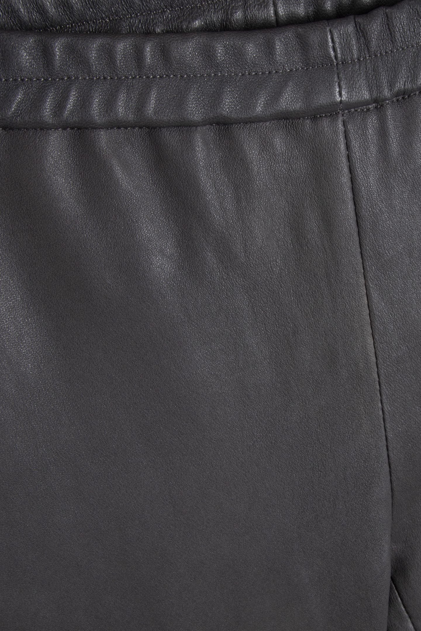 SUZANNE CHARCOAL 4