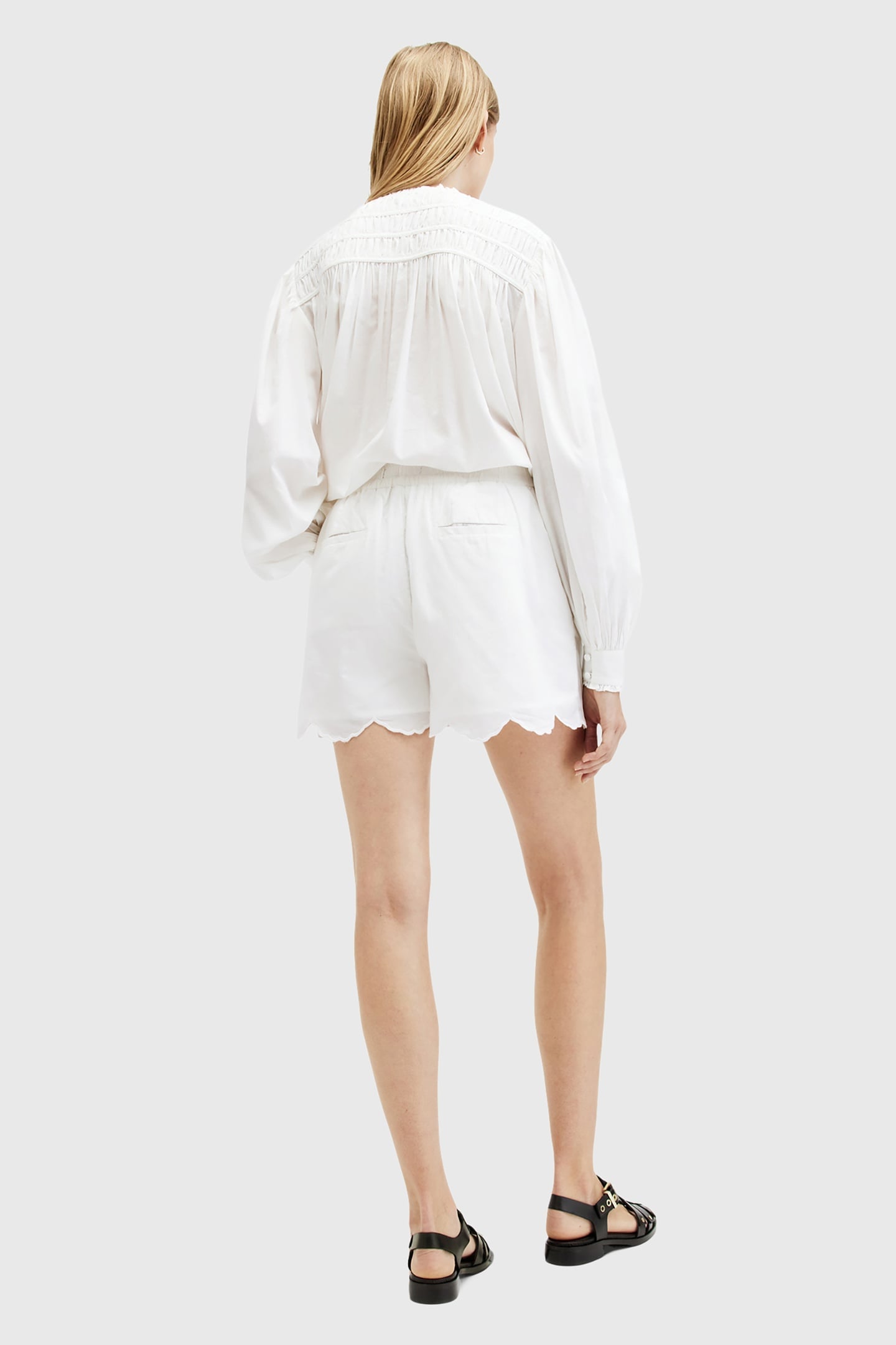 ETTI SHORTS OFF WHITE 3