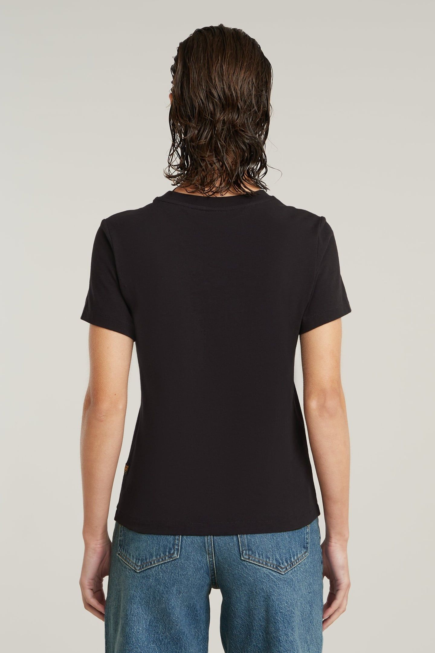 EMBRO LOGO R T DK BLACK 3