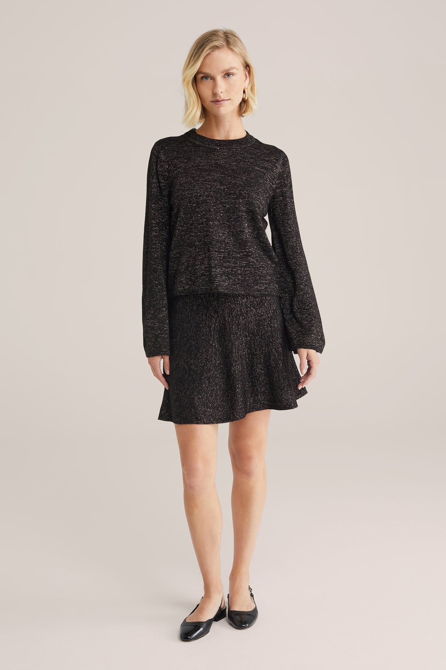SKIRT MEDIUM LENGTH BLACK 3