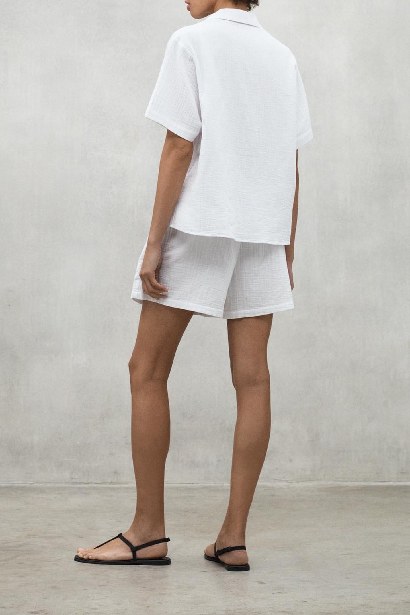 YERAALF SHORTS WHITE 3
