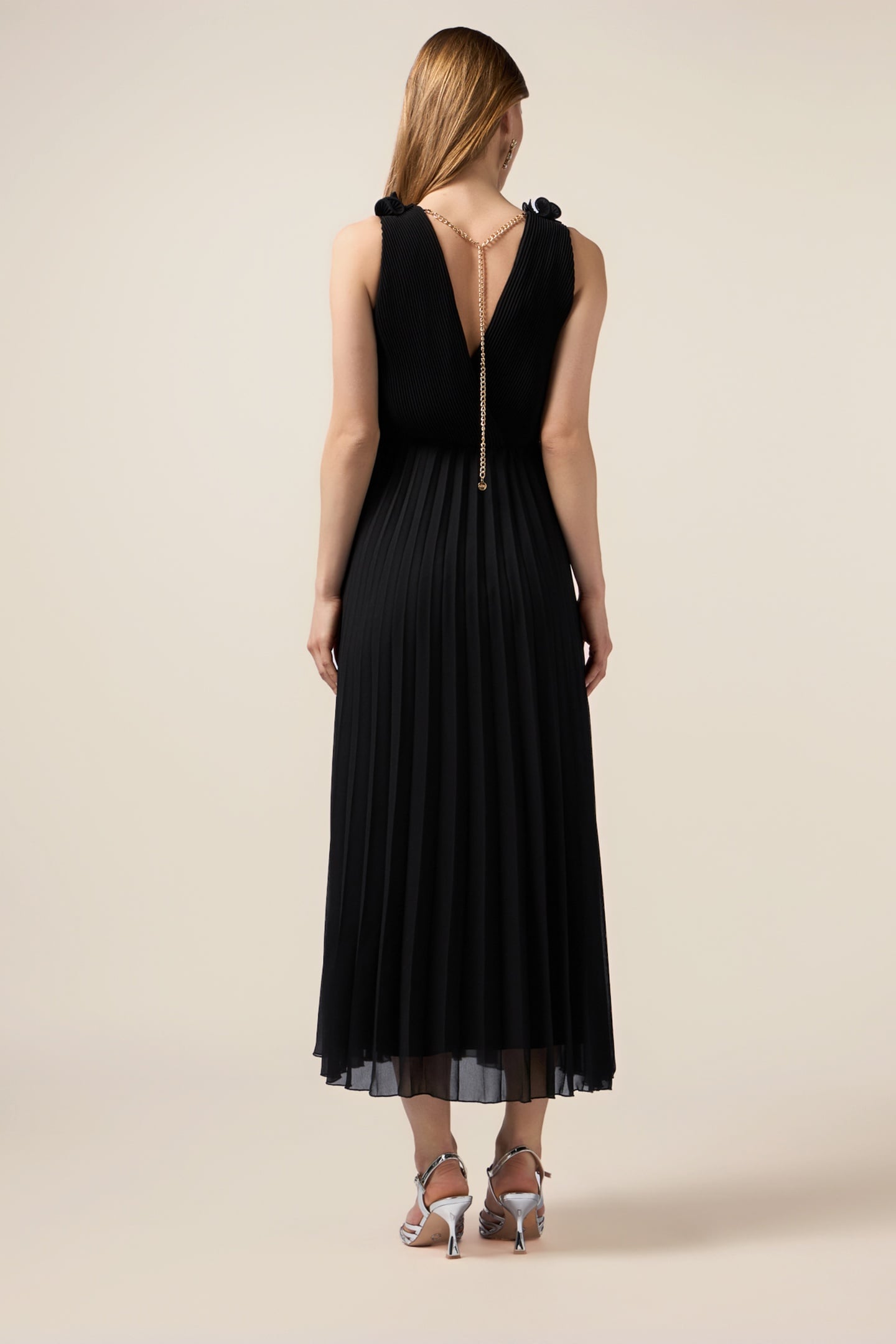 LONG PLEATED DRESS WITH RUFFLE BLACK 3