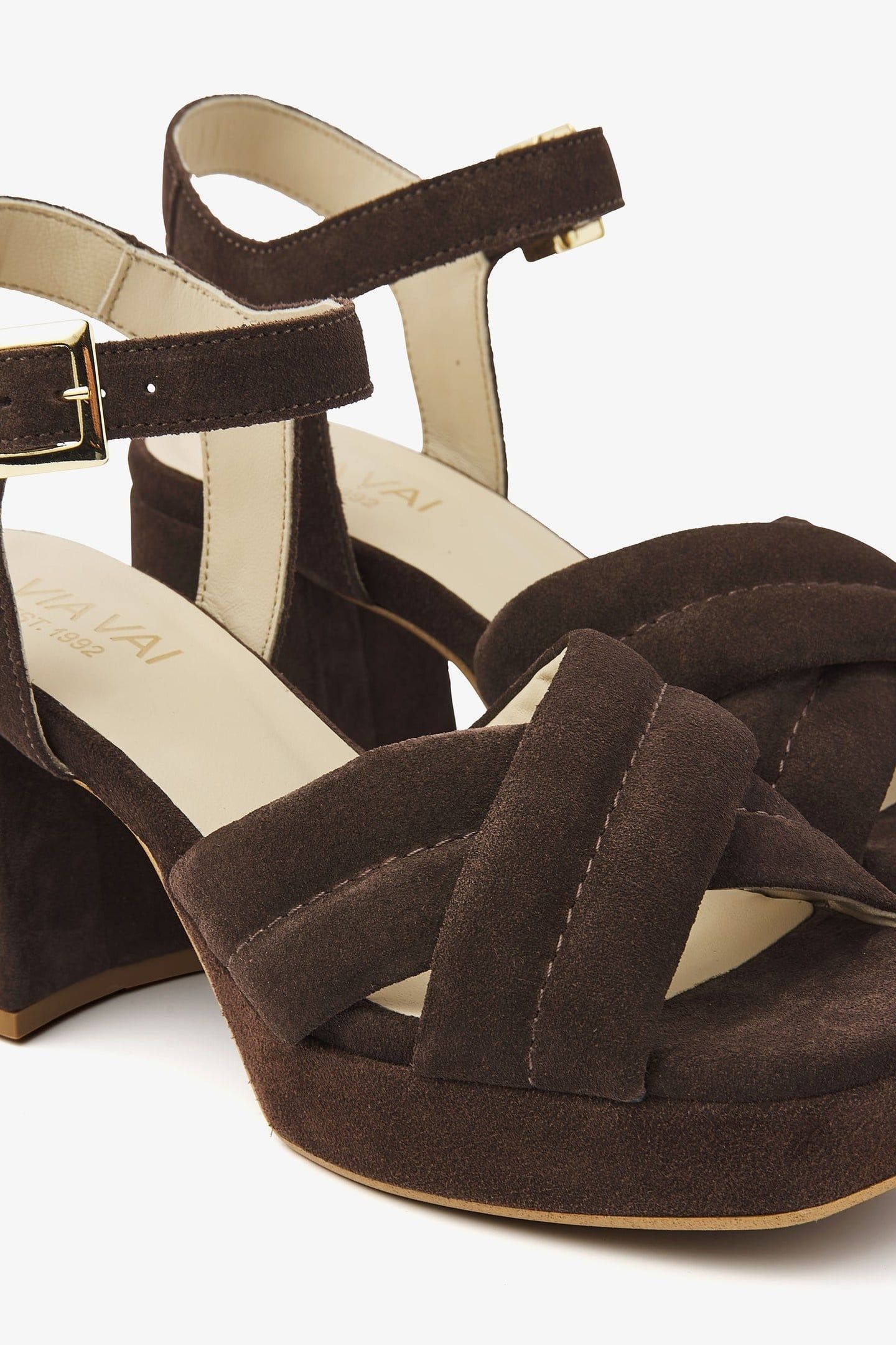 CASSIA GABRIELL BROWN 4