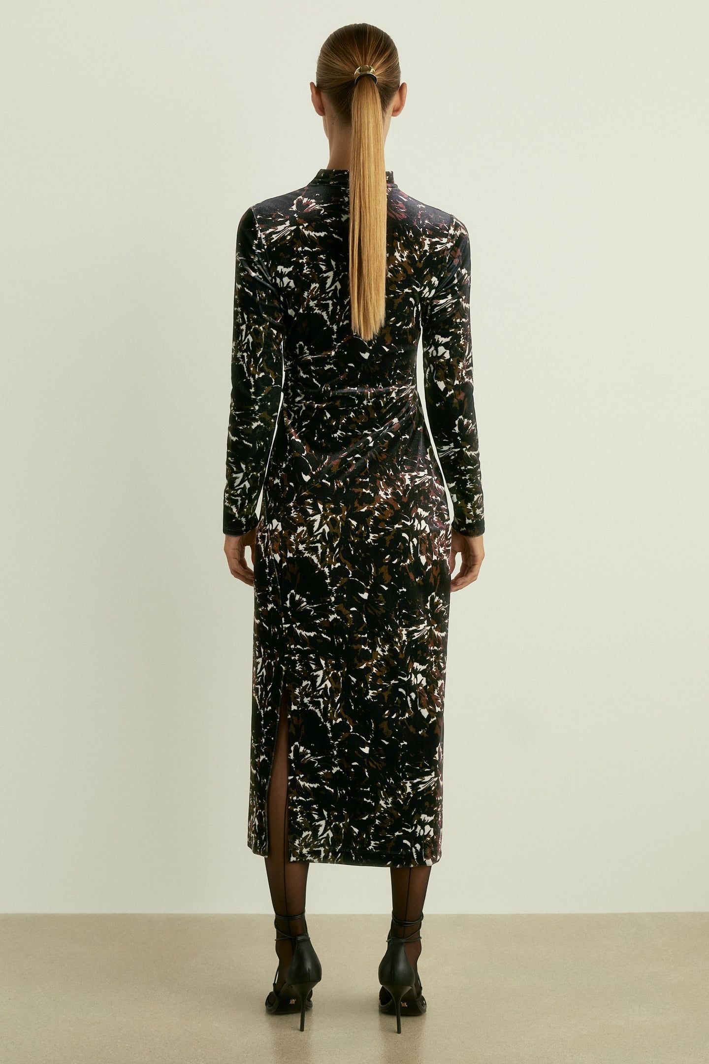 VELVET PRINT MIDI DRESS BLACK 2