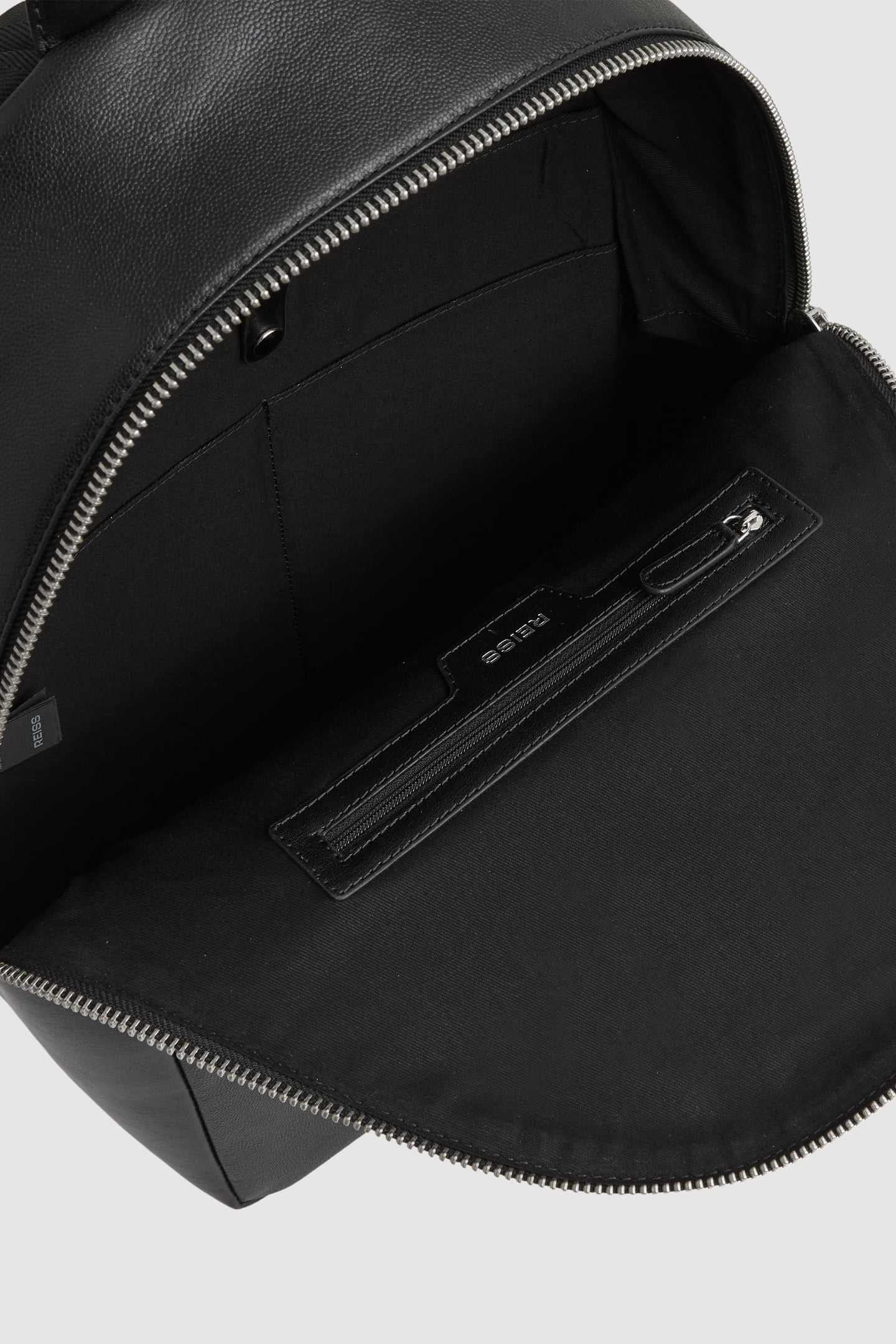 MICRO GRAIN LEATHER BACKPACK BLACK 4