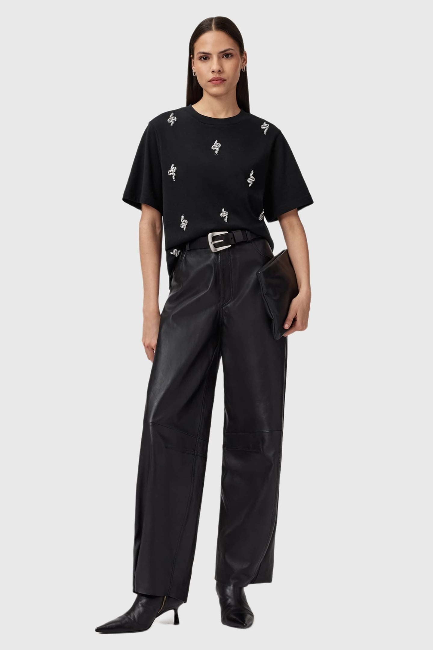 RHEA LISA TEE BLACK 5