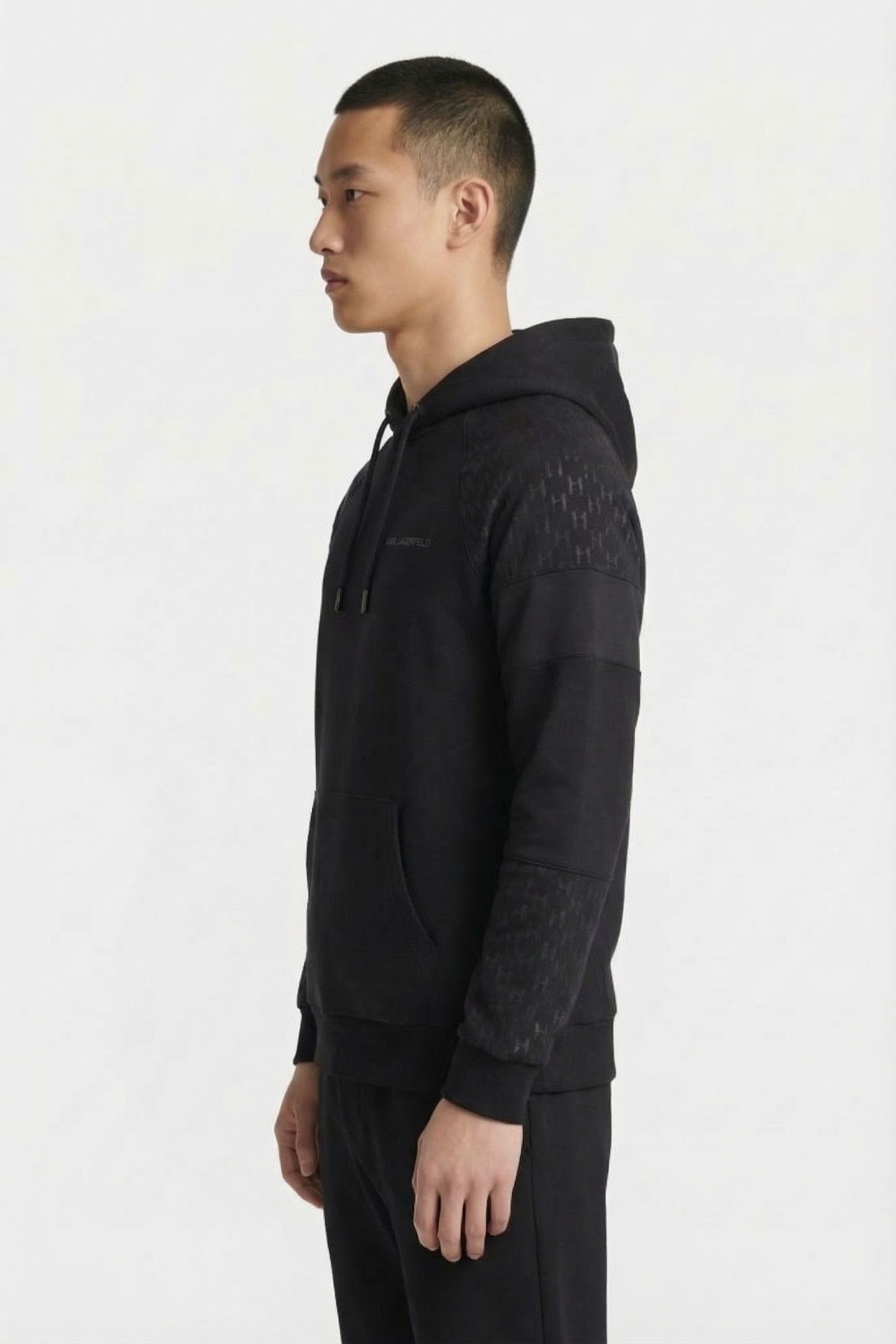BLACK SWEAT HOODY 3