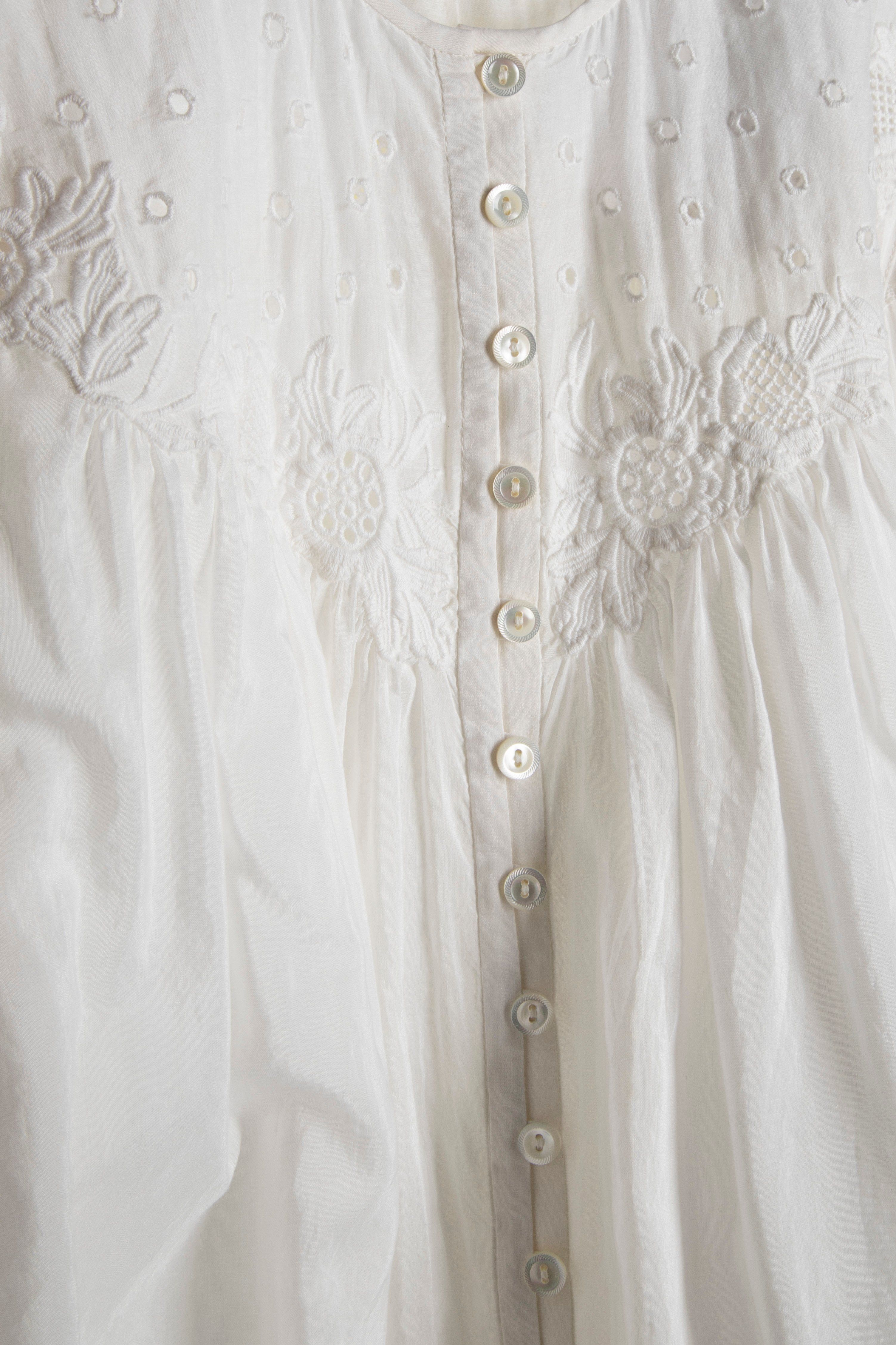GREGORIA WHITE 4