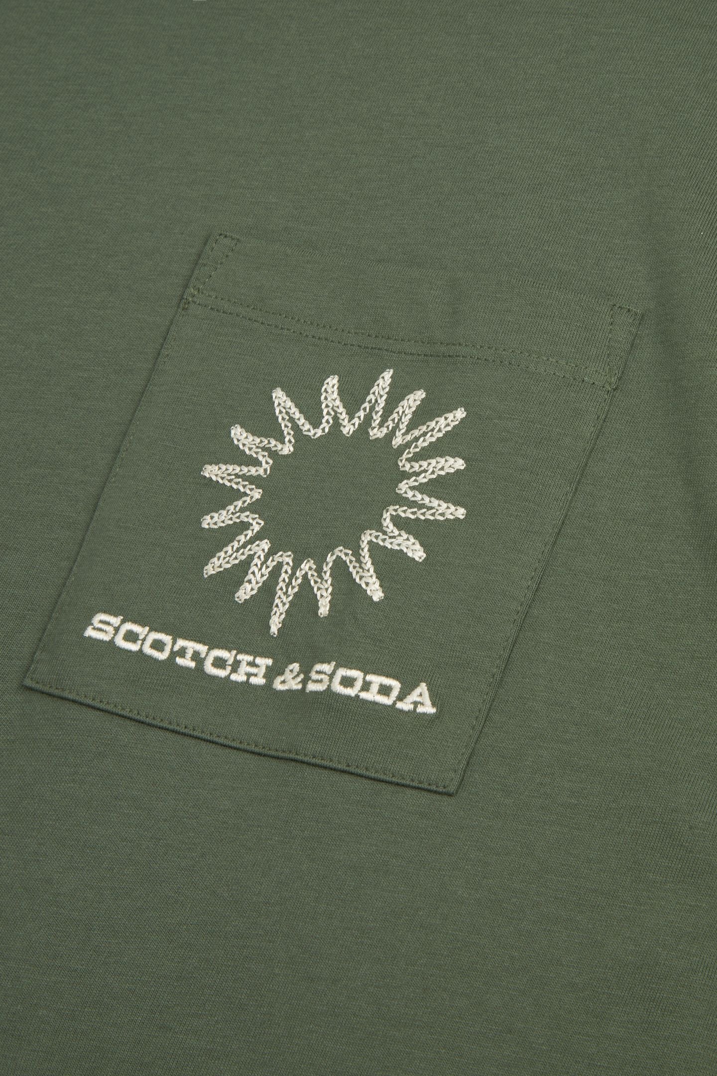GRAPHIC TEE THYME 3