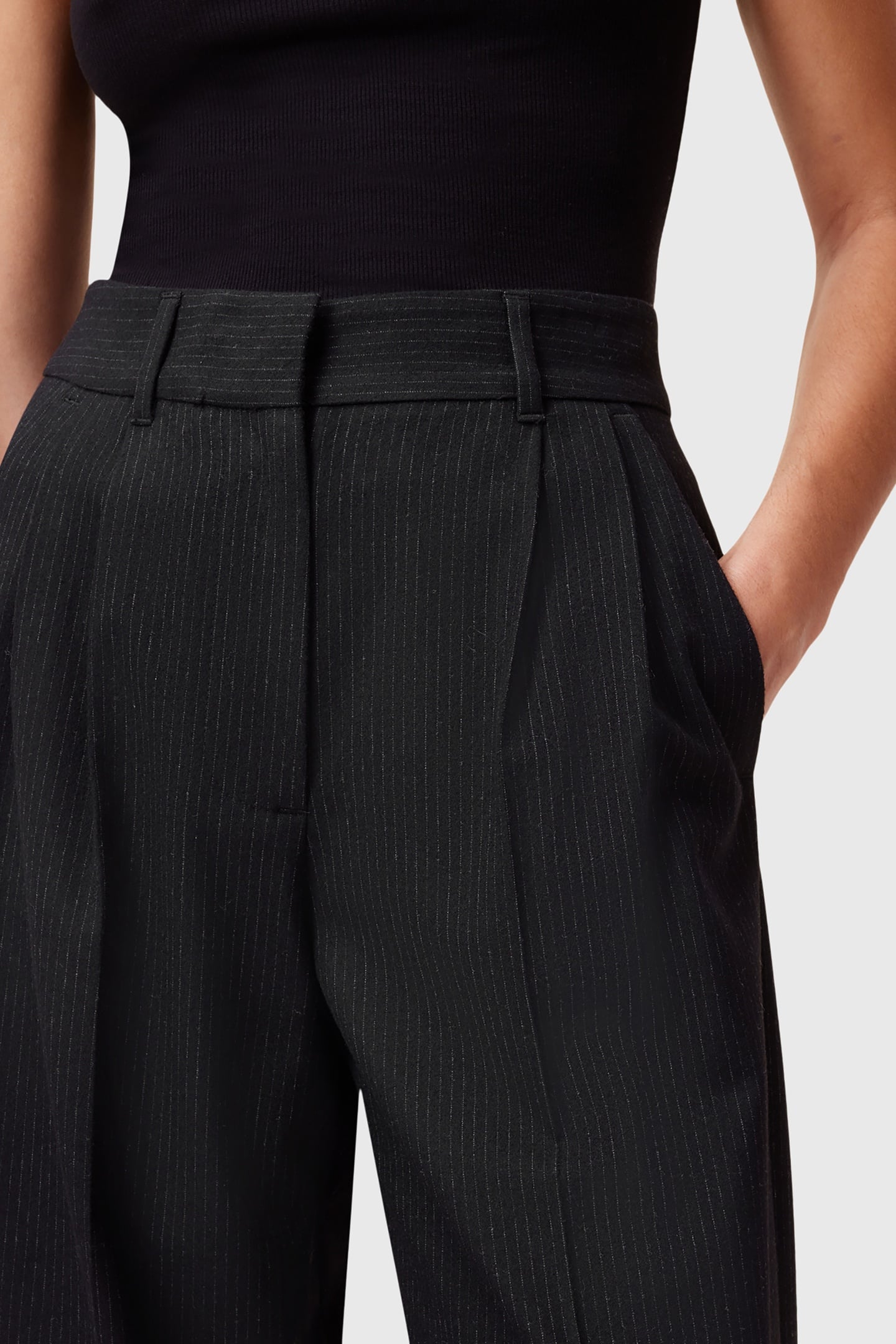 PINNIE TROUSER BLACK 7