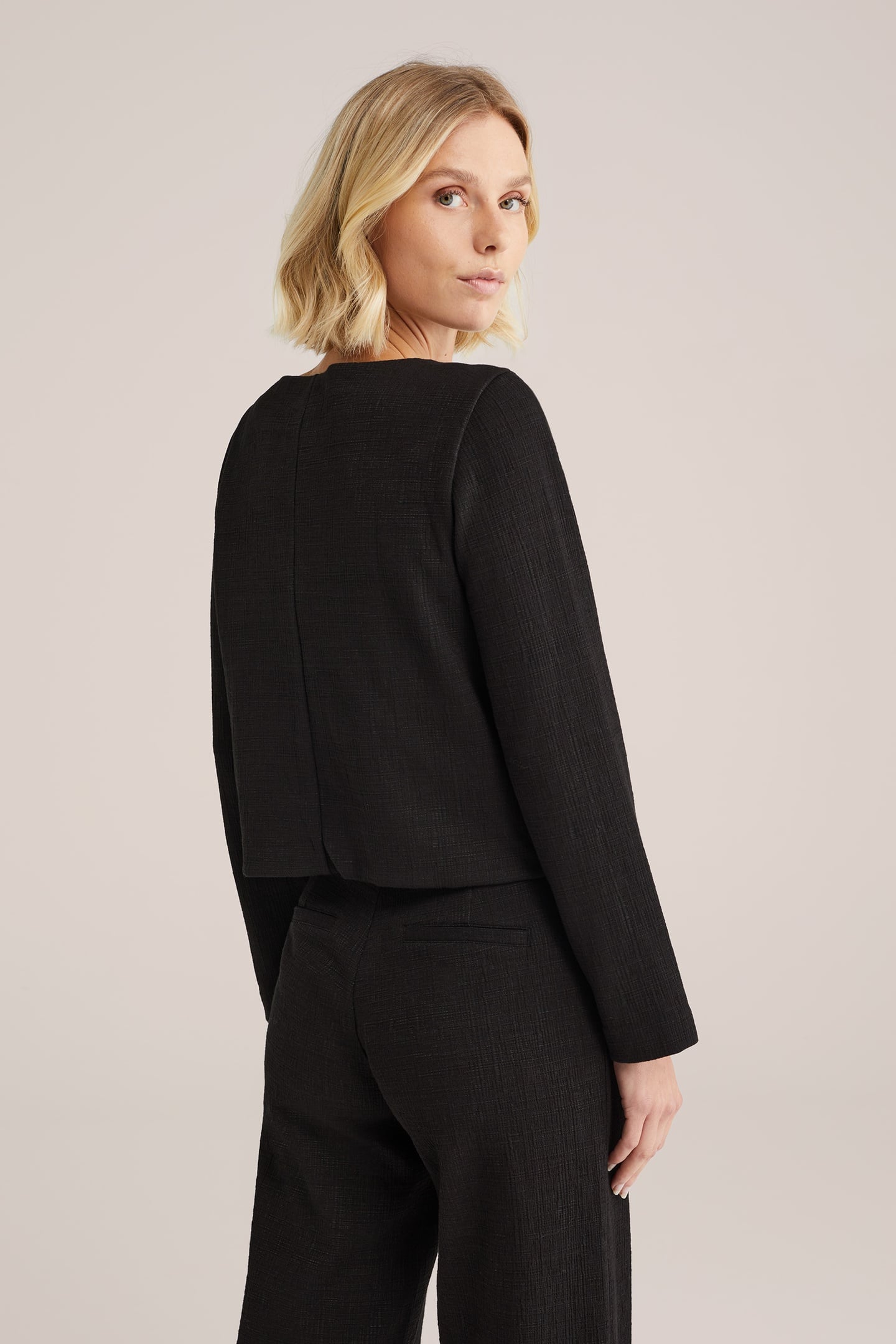 BLAZER BLACK 2