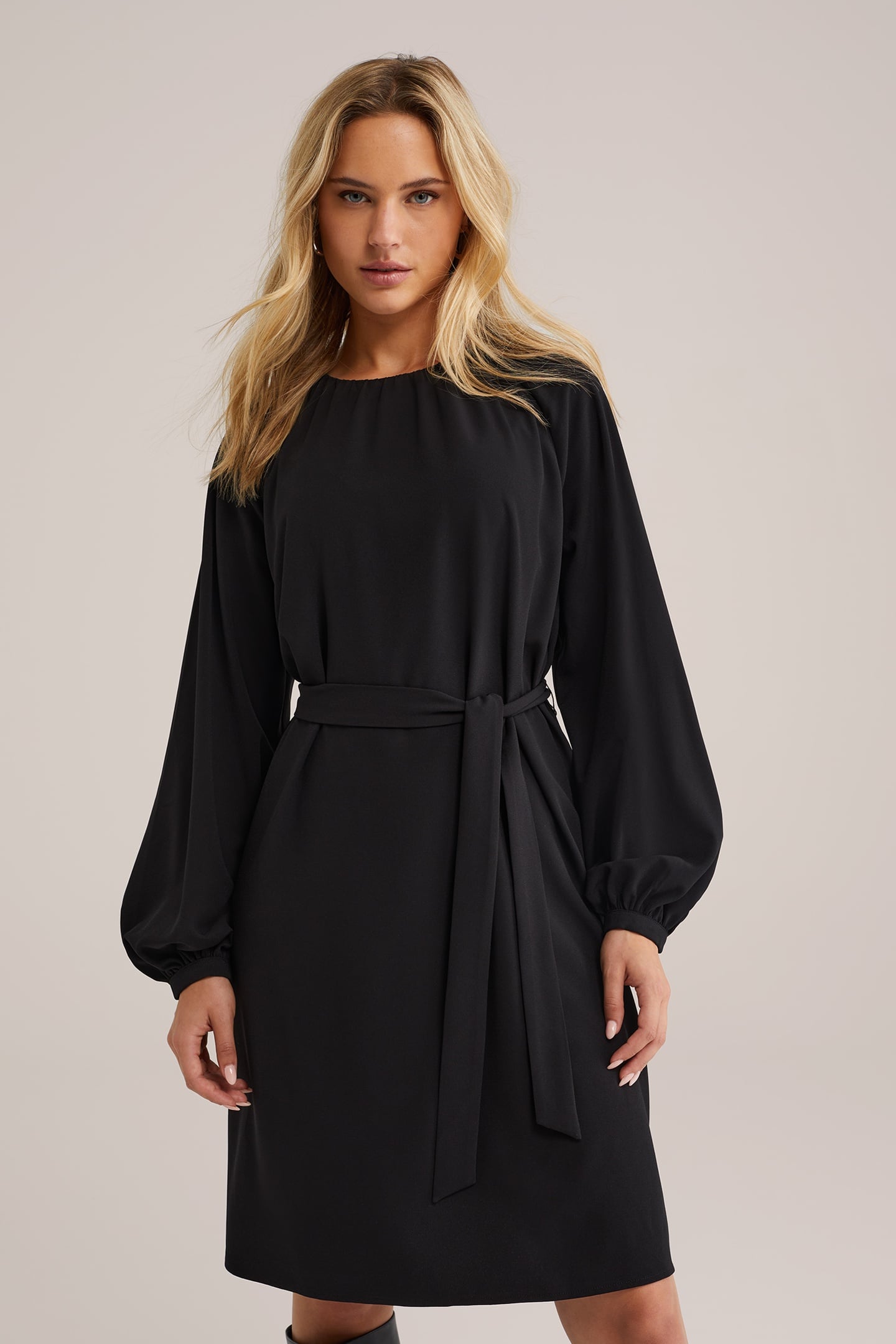 DRESS MID LENGTH BLACK 1