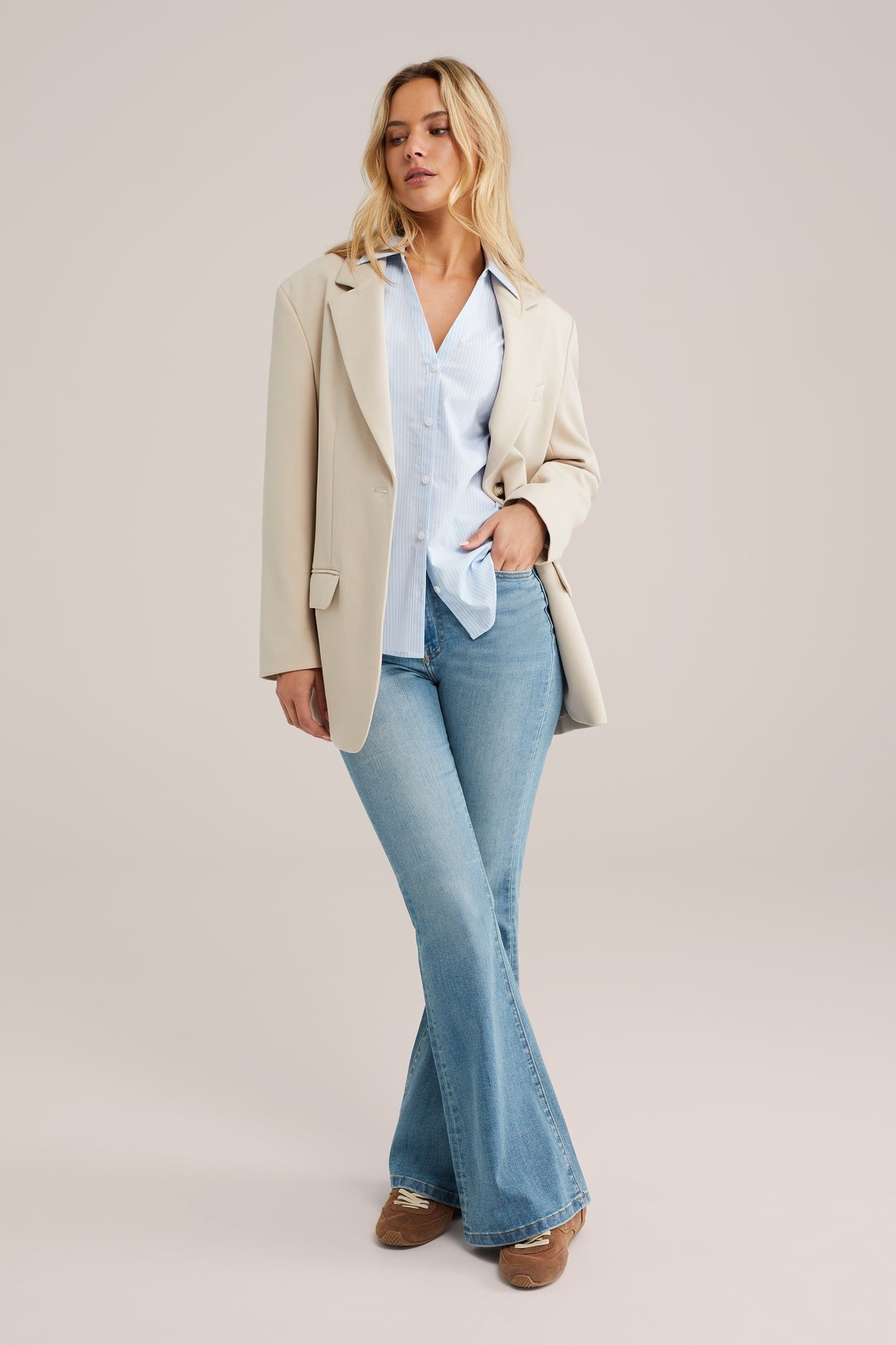 BLOUSE LIGHT BLUE 3