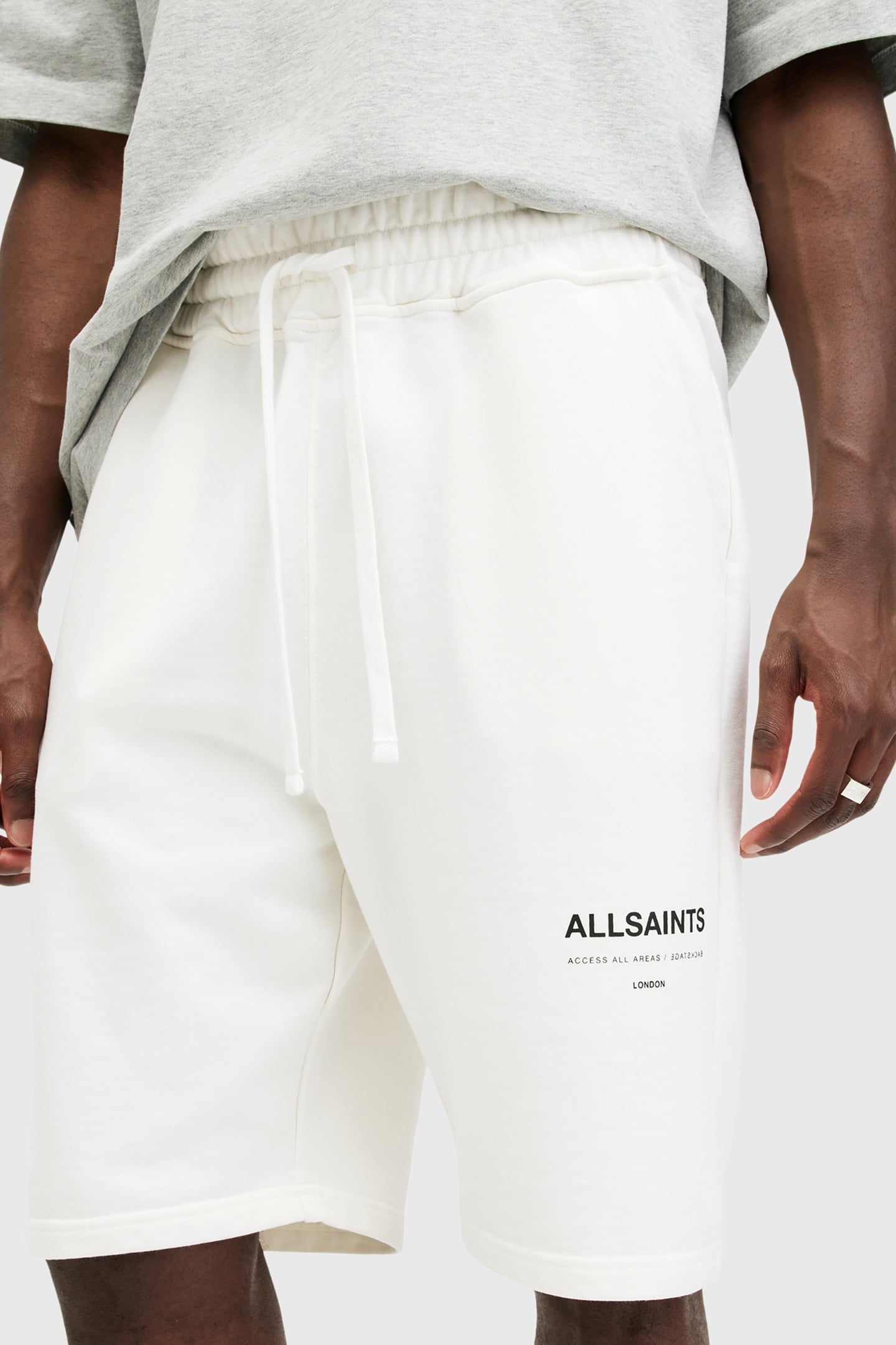 UNDERGROUND SWEATSHO ASHEN WHITE 7