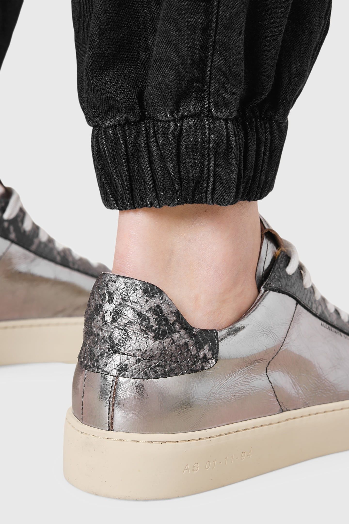 SHANA MET SNEAKER SILVER/GUNMETAL 6
