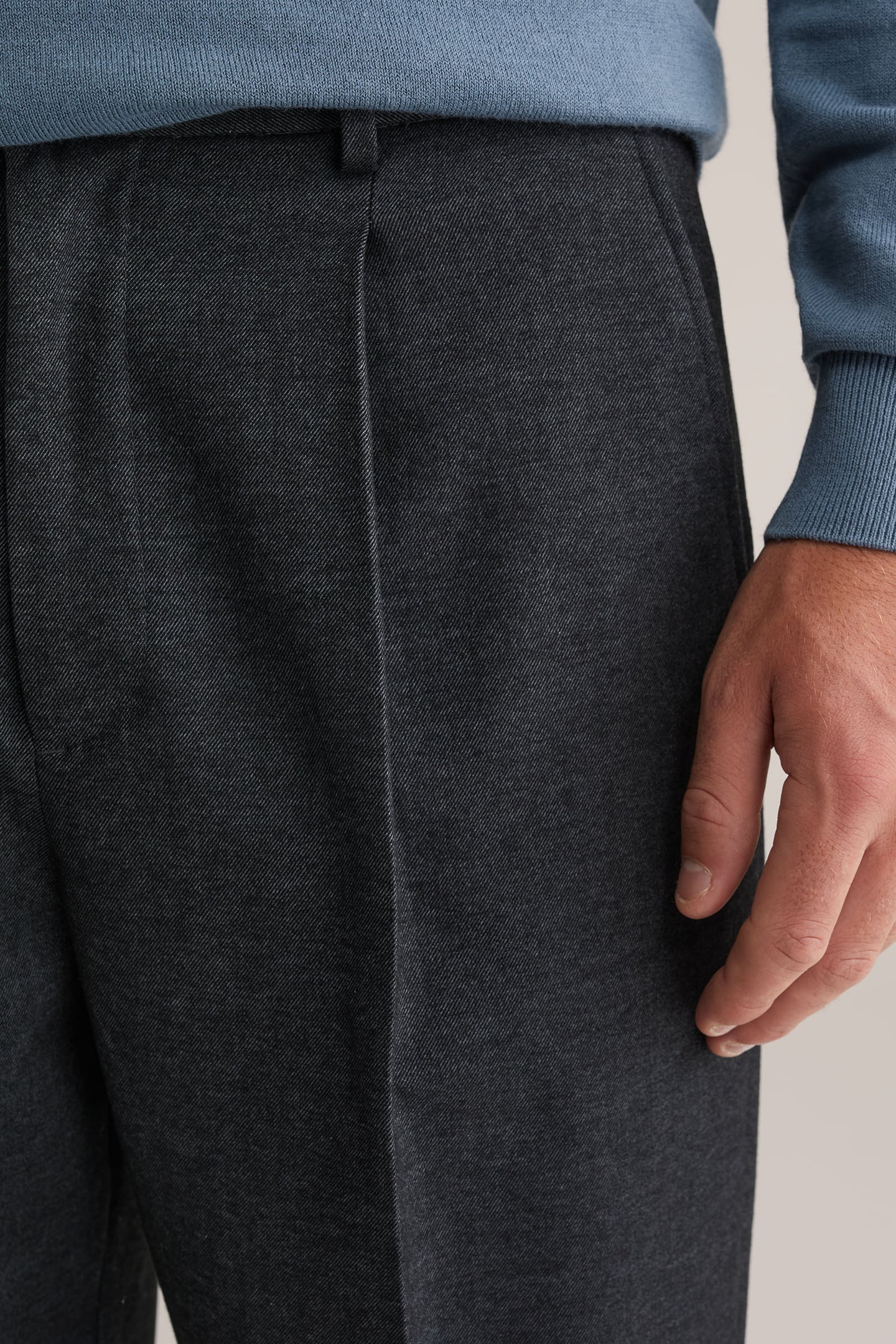 CHINO DARK GREY 5