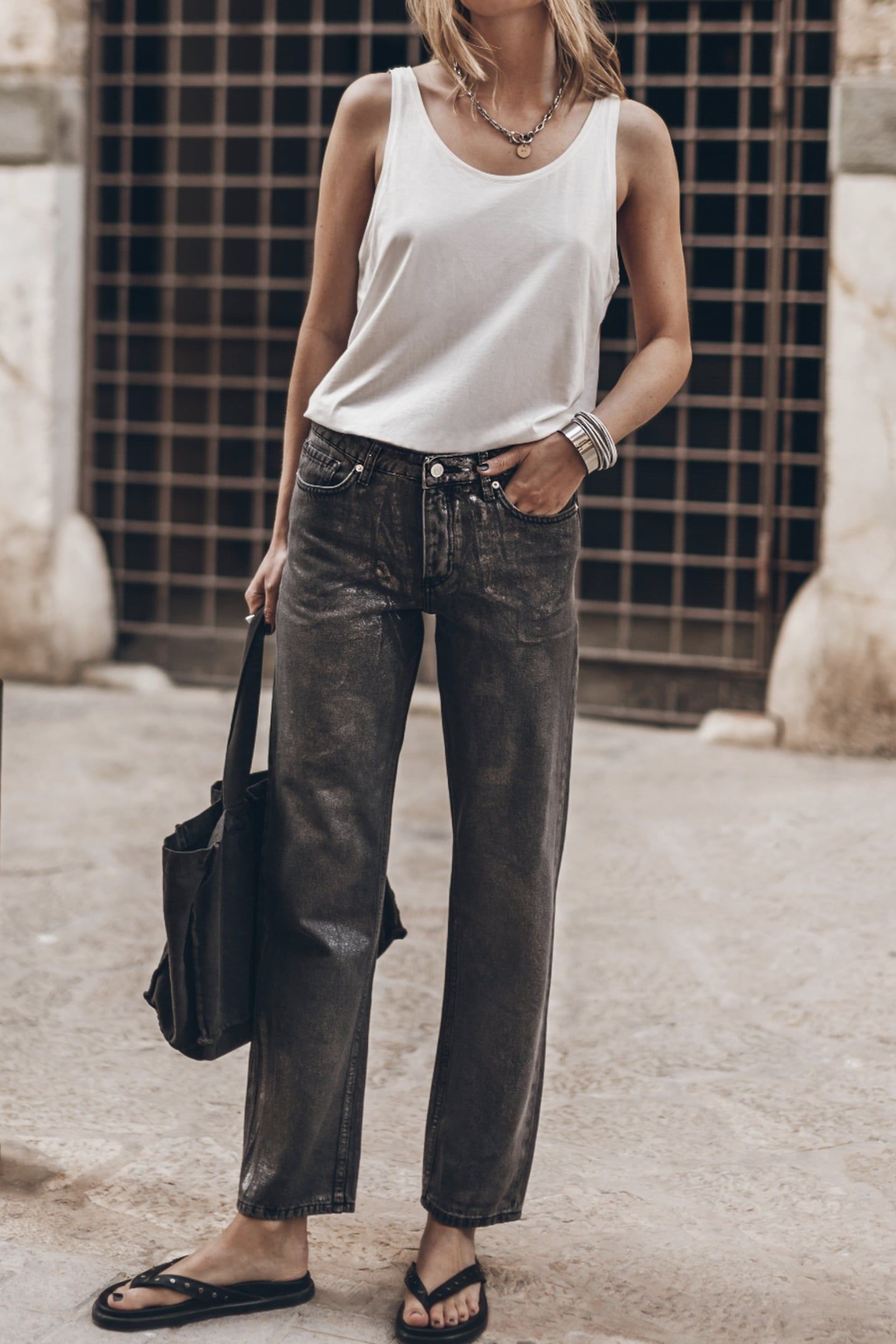 THE BLACK SHIMMER STRAIGHT JEANS 1