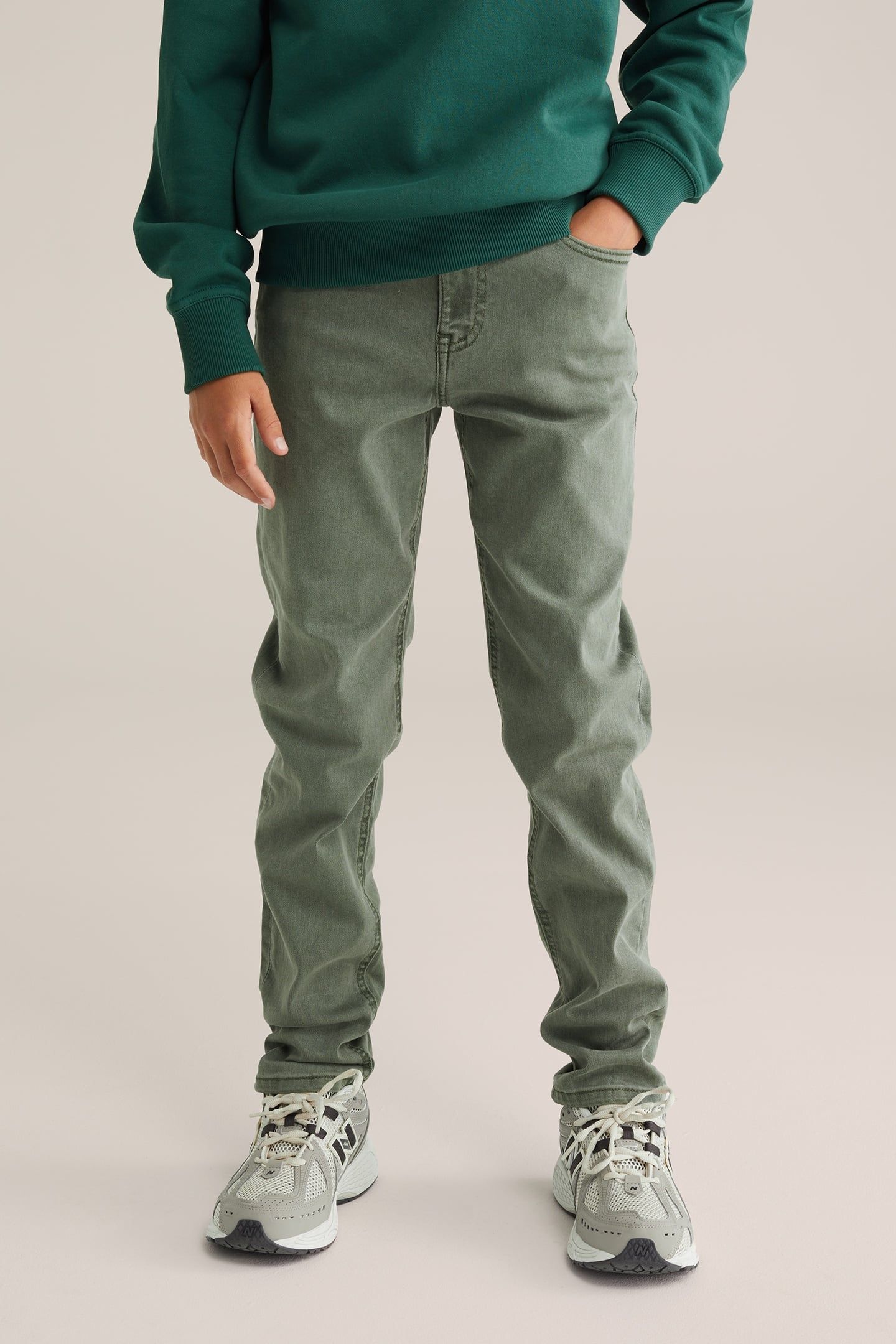 5-POCKET MID WAIST OLIVE GREEN 2