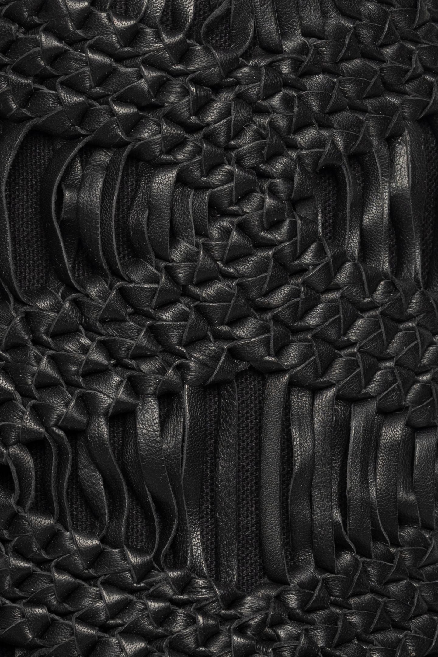 BLACK LEATHER MACRAMÉ-STYLE FRINGED BUCKET BAG 7