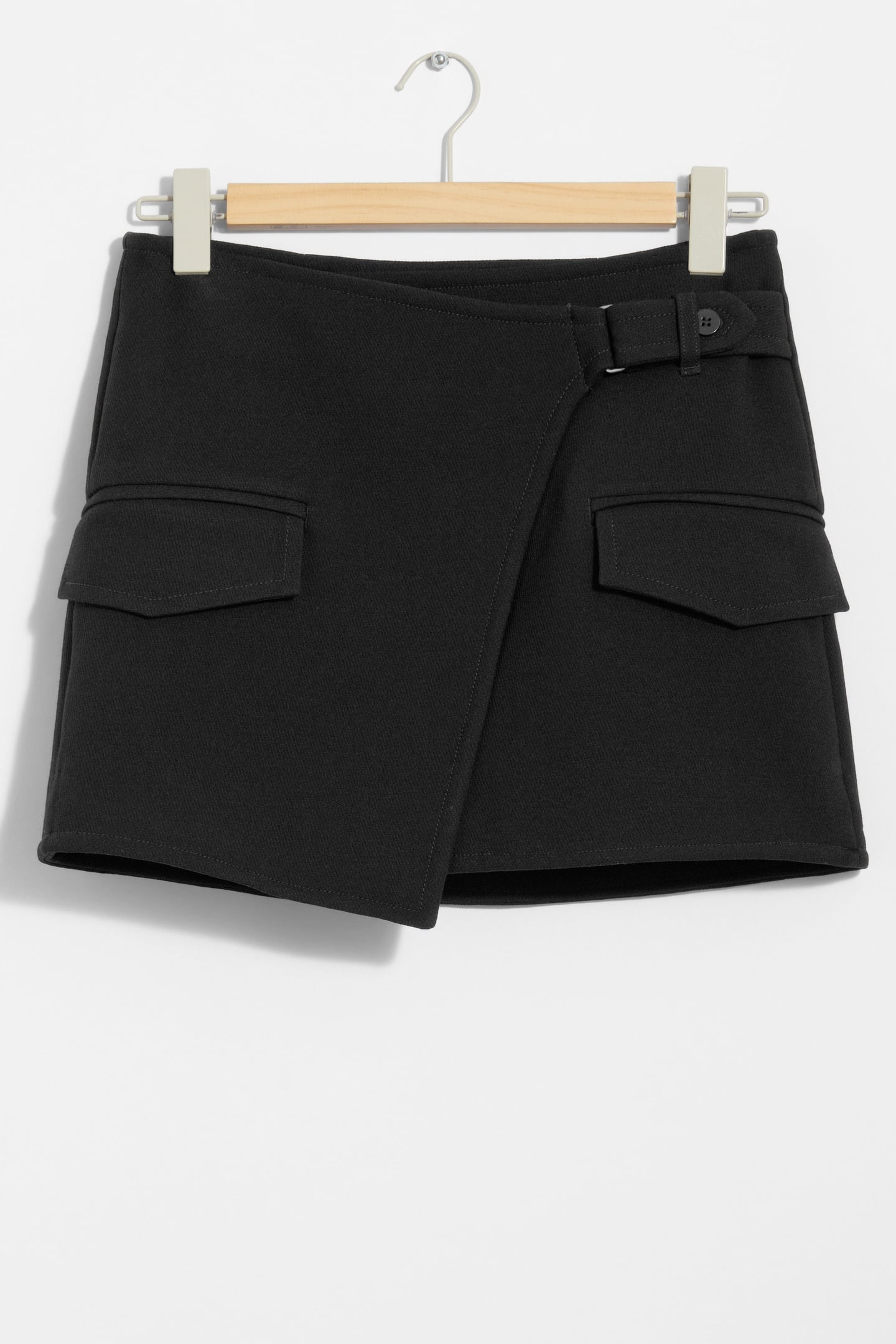 CASSIE SKIRT BLACK 3