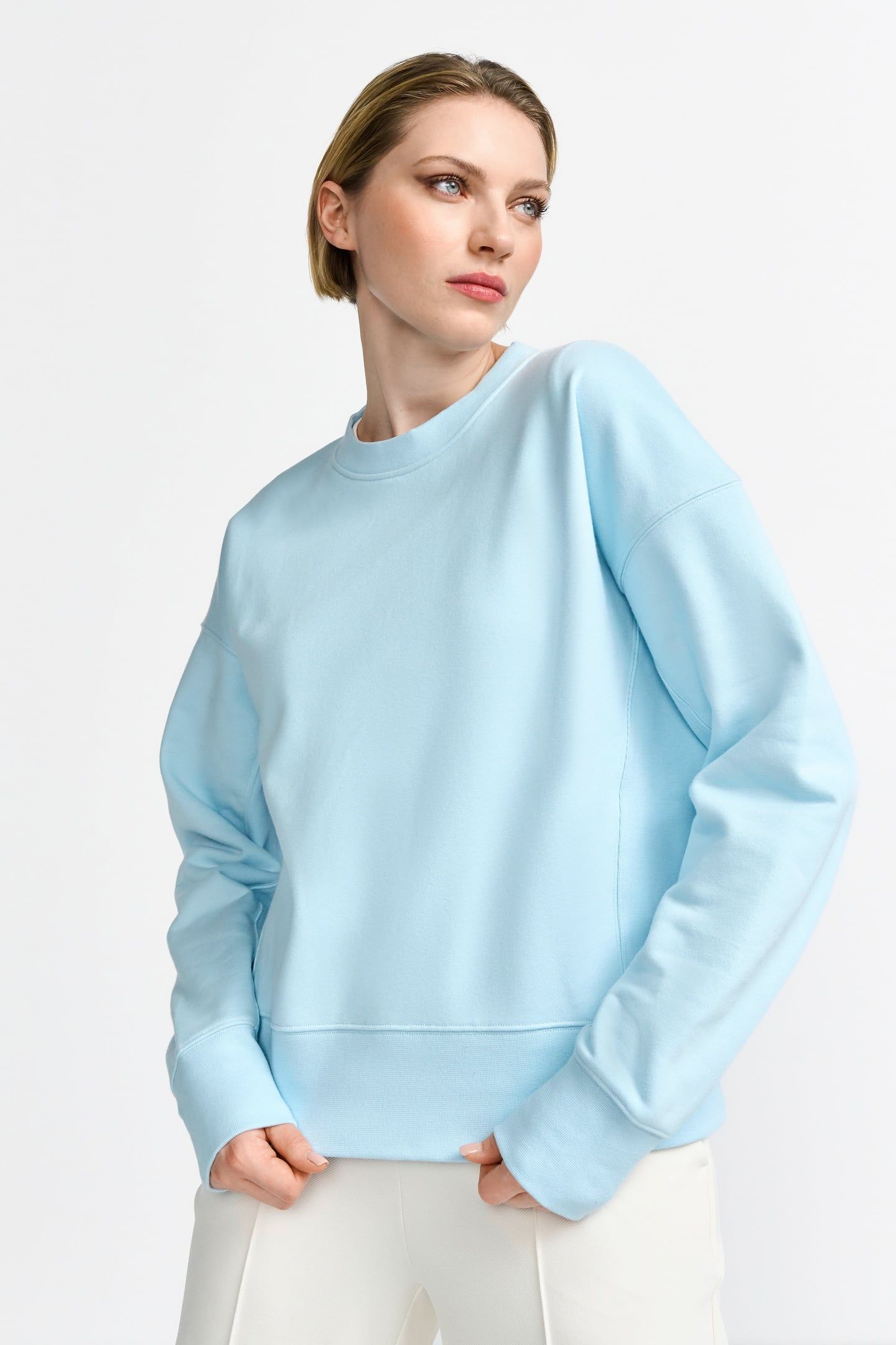 OVERSIZED SWEATER LIGHT AQUA 2