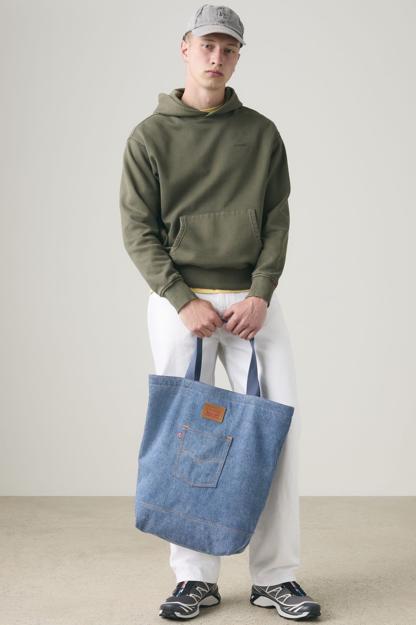 LEVI'S® BACK POCKET TOTE 4