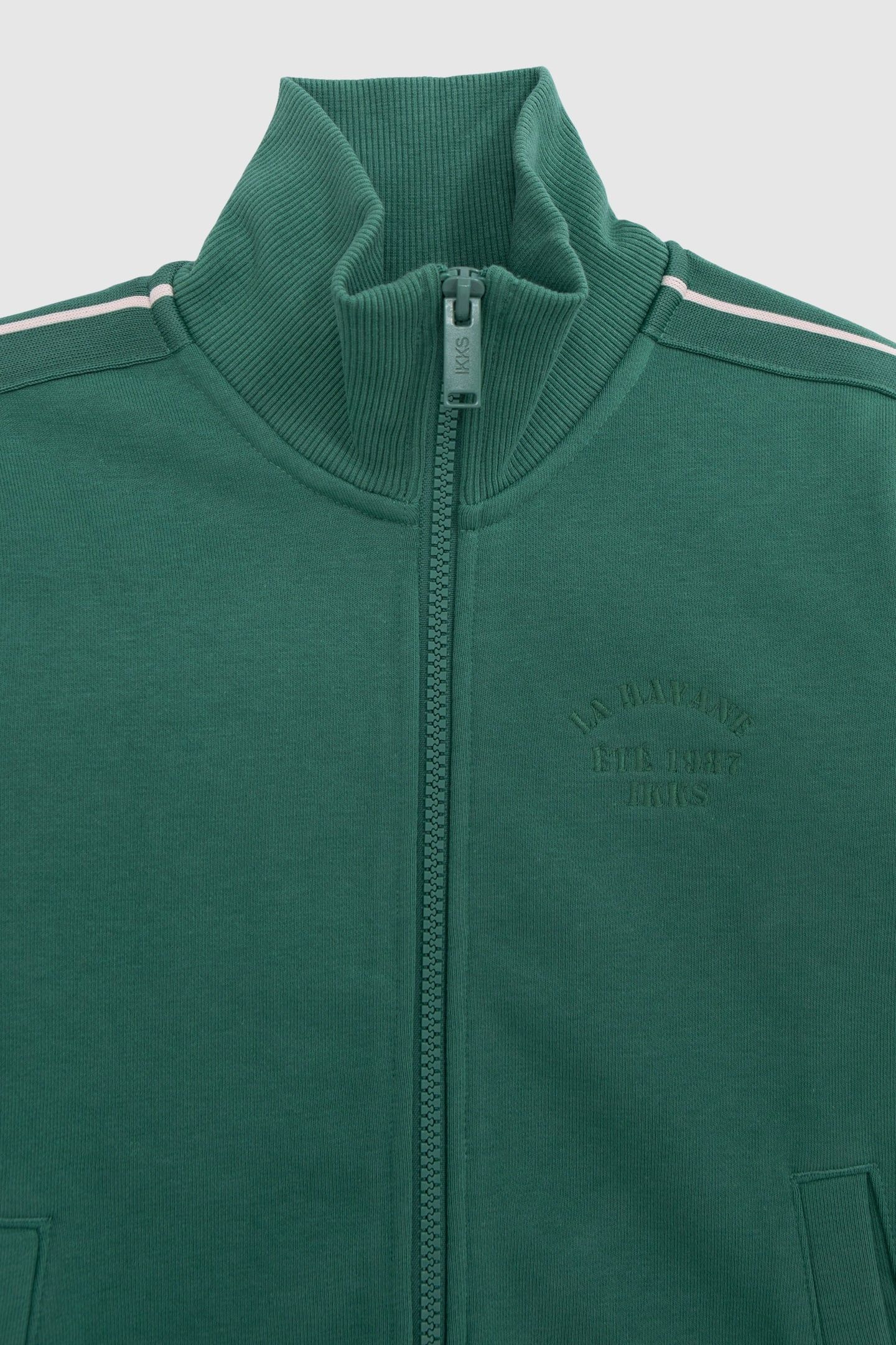 BOYS’ GREEN ZIPPED CARDIGAN WITH STRIPED BRAID ON SLEEVES 7