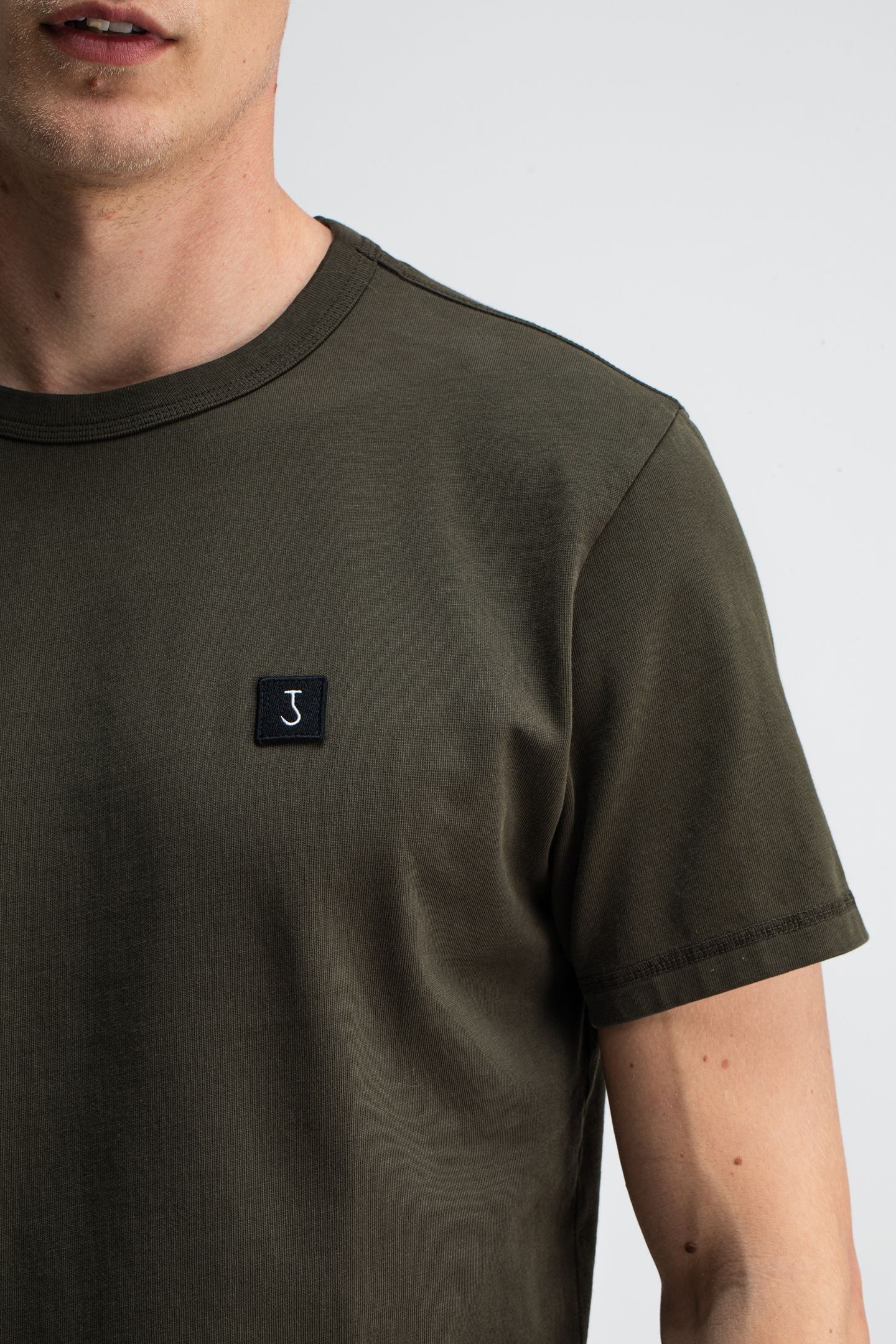 ARMY TEE MOCHA BROWN 5
