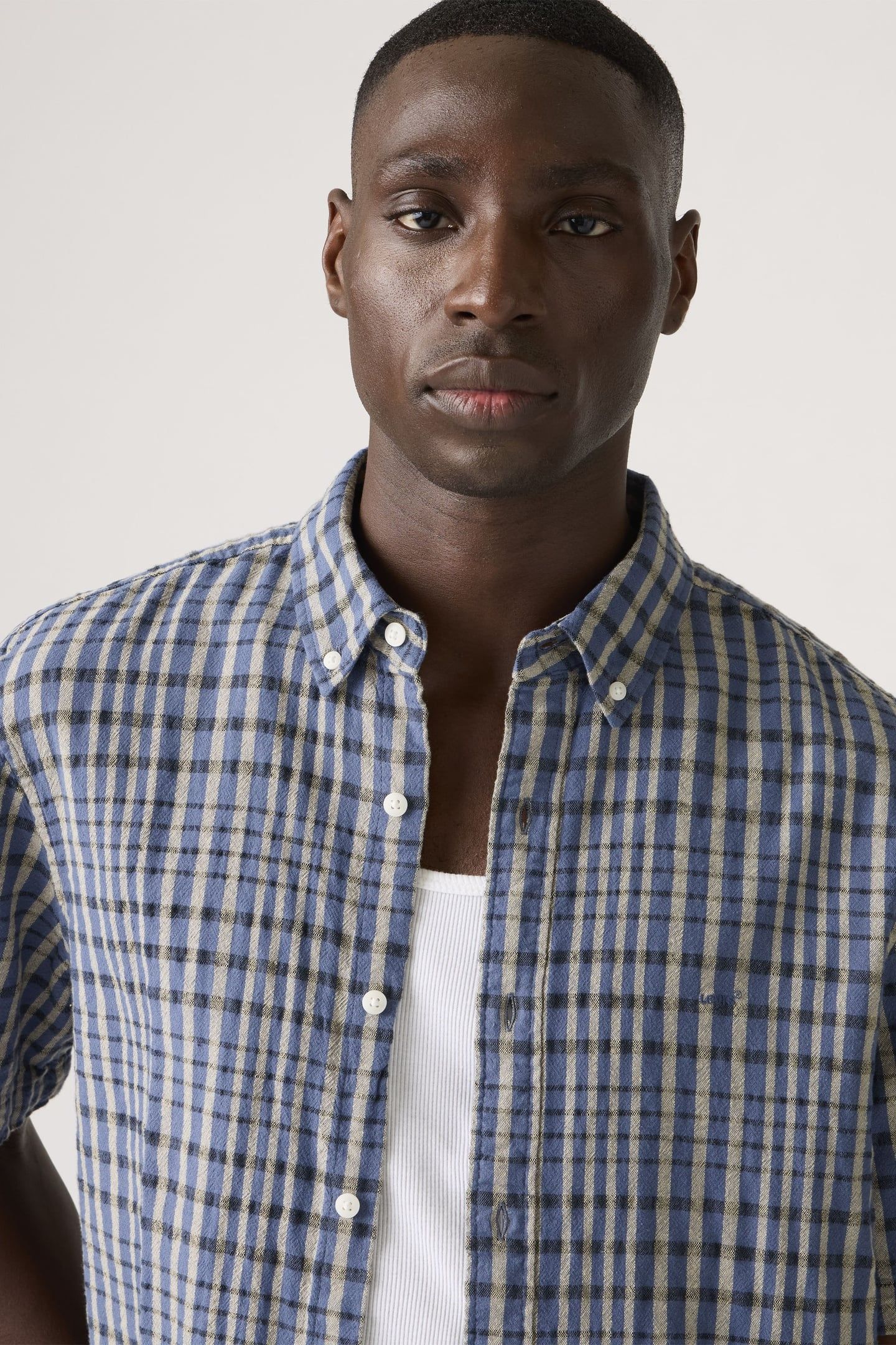 SHORT SLEEVE AUTHENTIC BUTTON-DOWN SHIRT 3