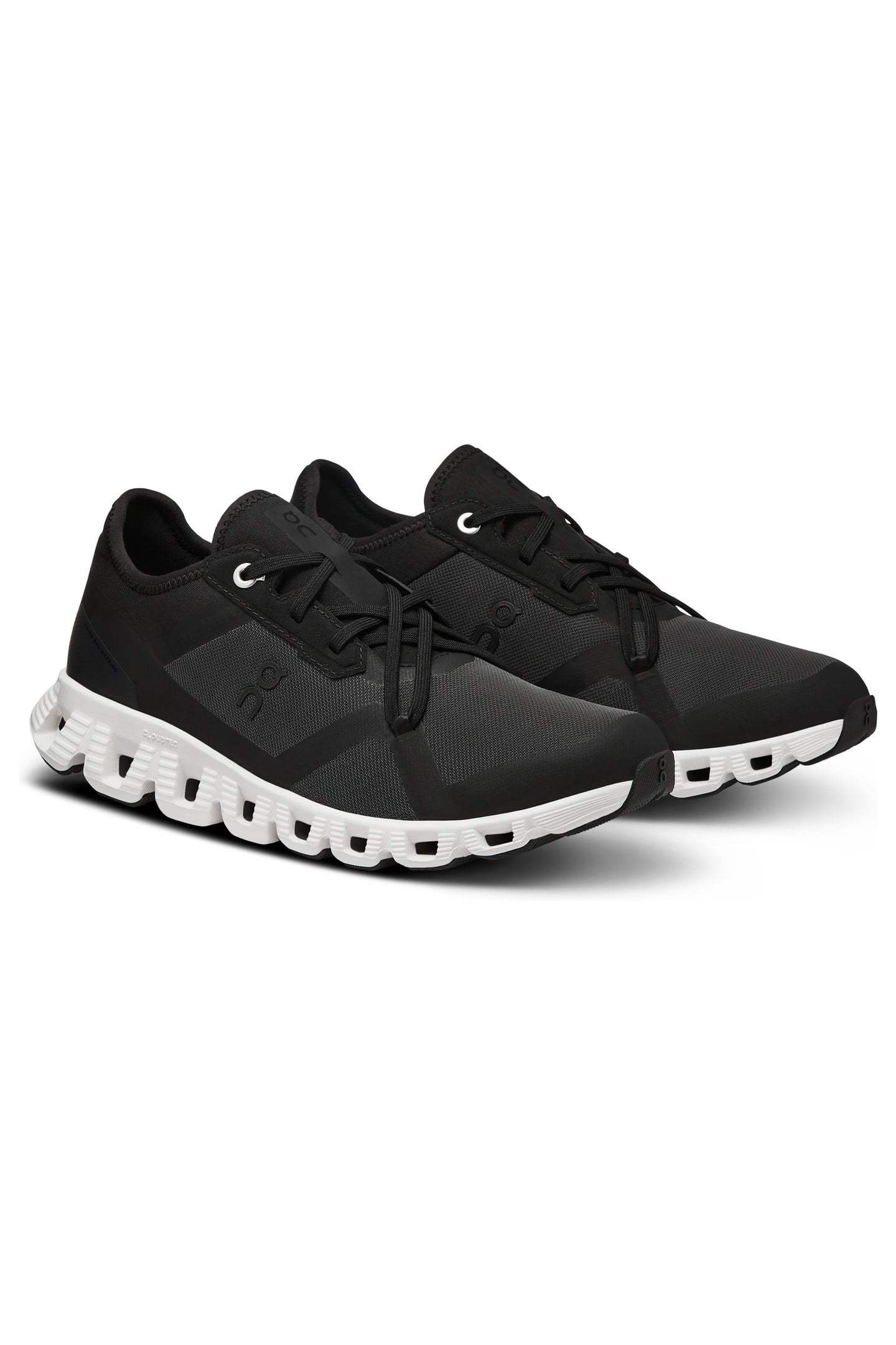 CLOUD X 3 AD W BLACK | WHITE 2