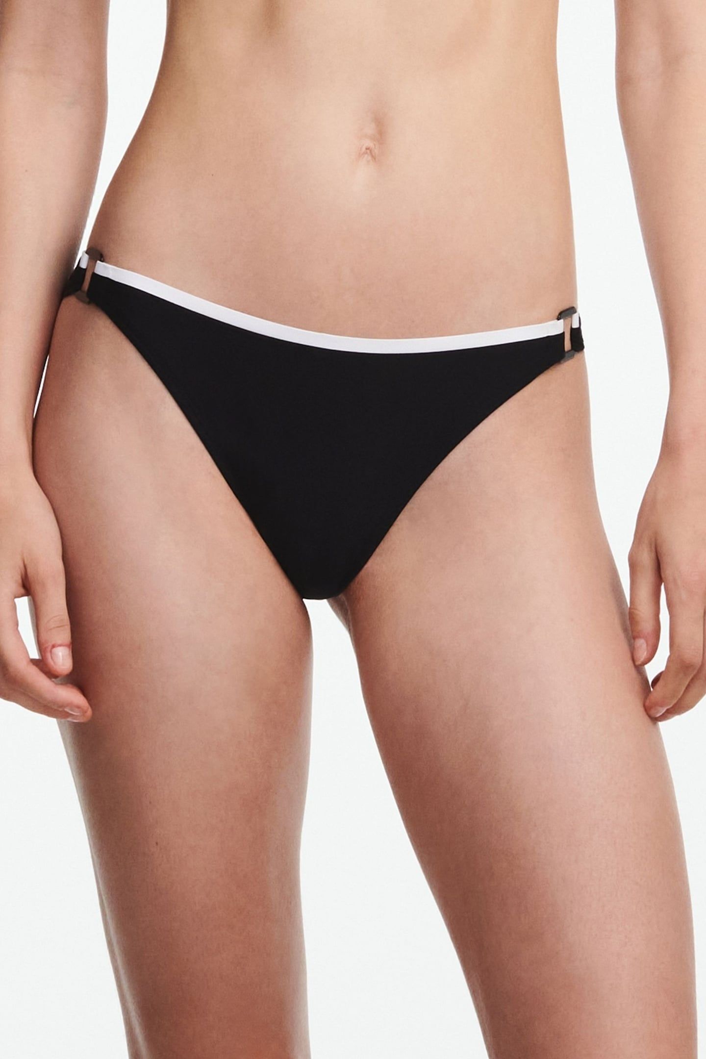 SW BO. TANGA BLACK / WHITE 1