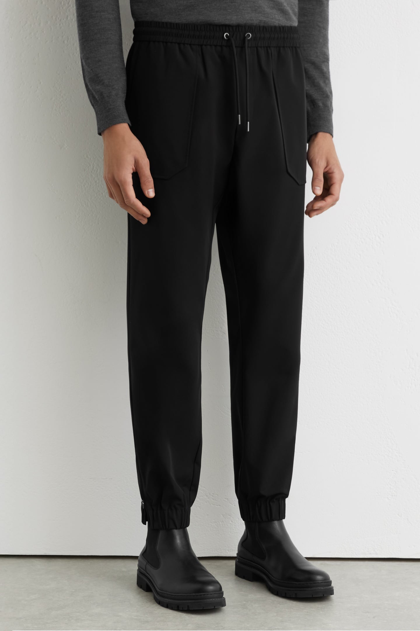 TECHNICAL CUFFED TROUSER BLACK 1