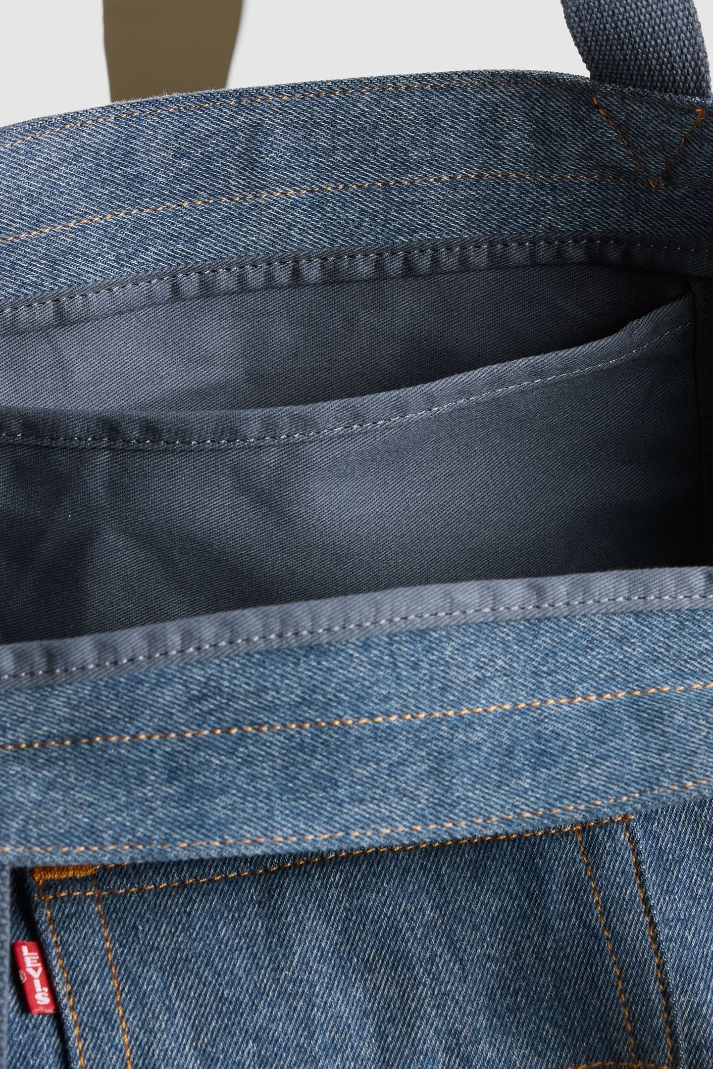 LEVI'S® BACK POCKET TOTE 6