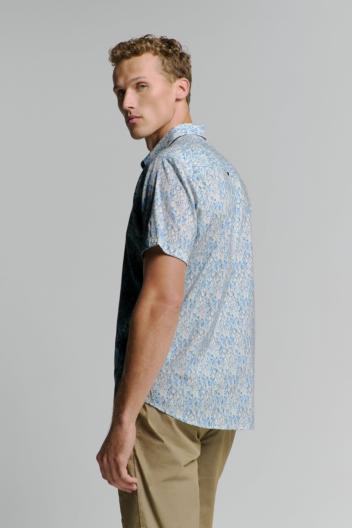 SHIRT SHORT SLEEVE ALLOVER PRINTED CLOUD 3
