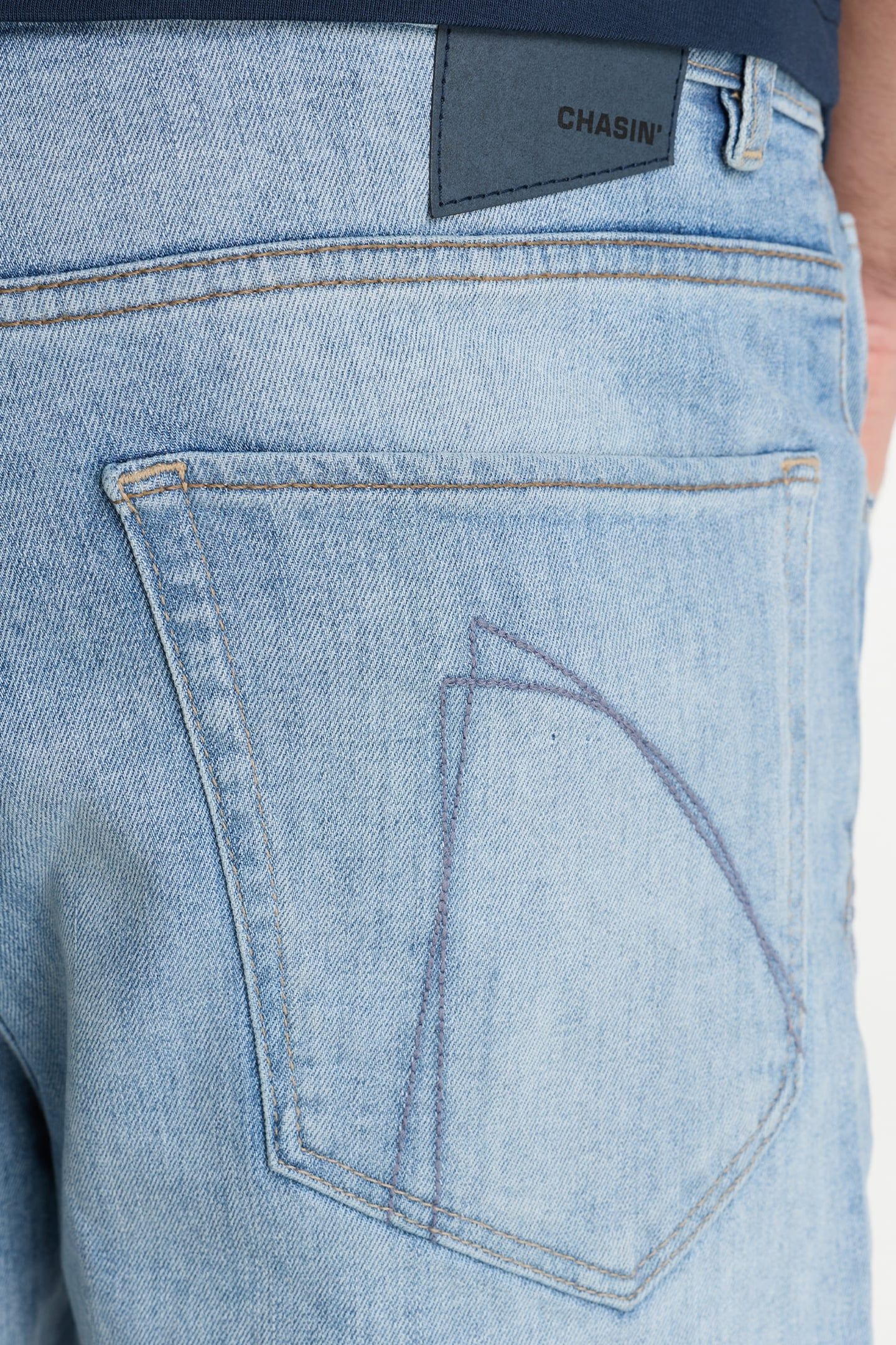 CROWN.S FAYZE BERMUDA/SHORT BLEACHED DENIM 3