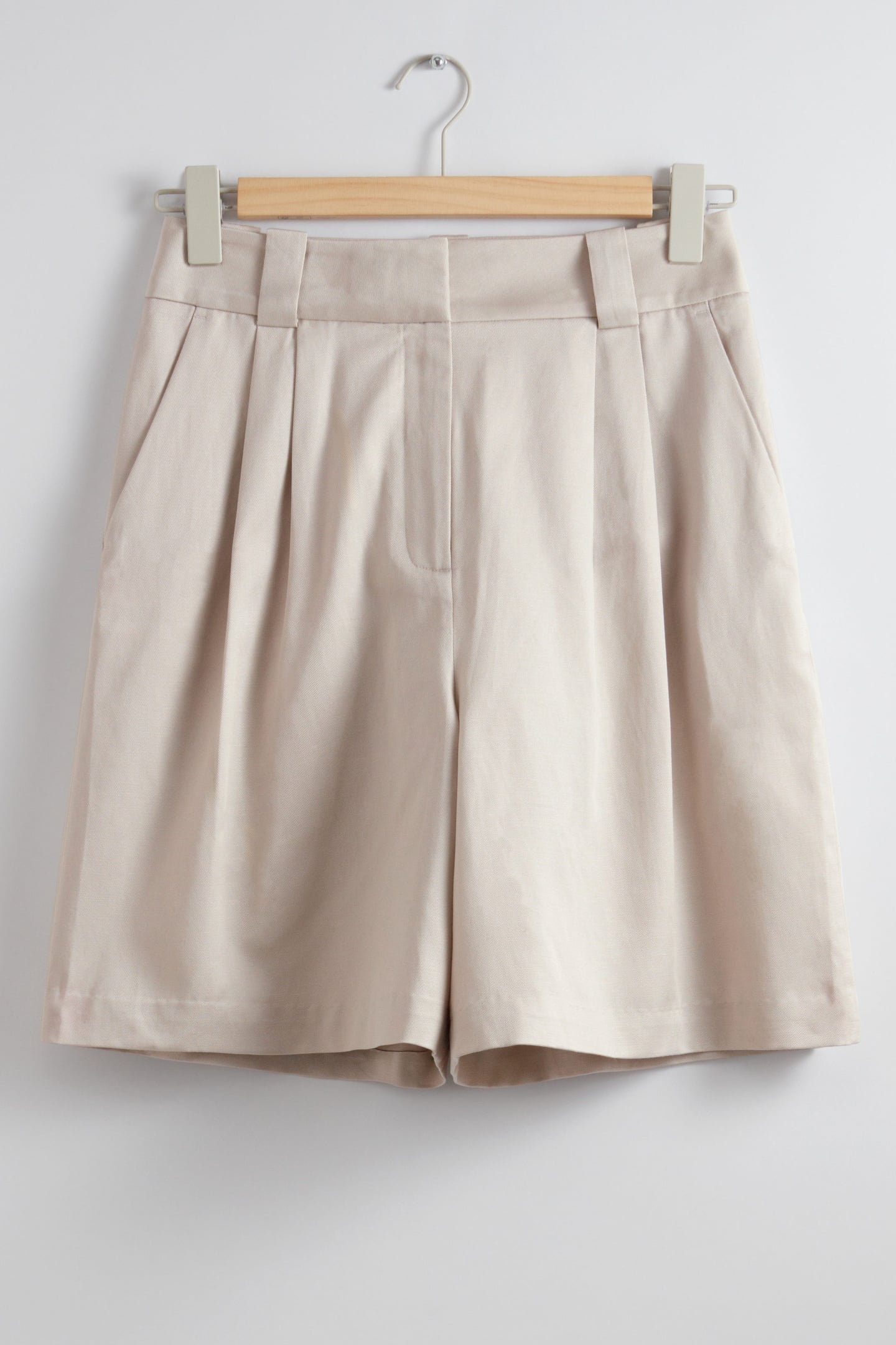 CECIL SHORTS BEIGE 3